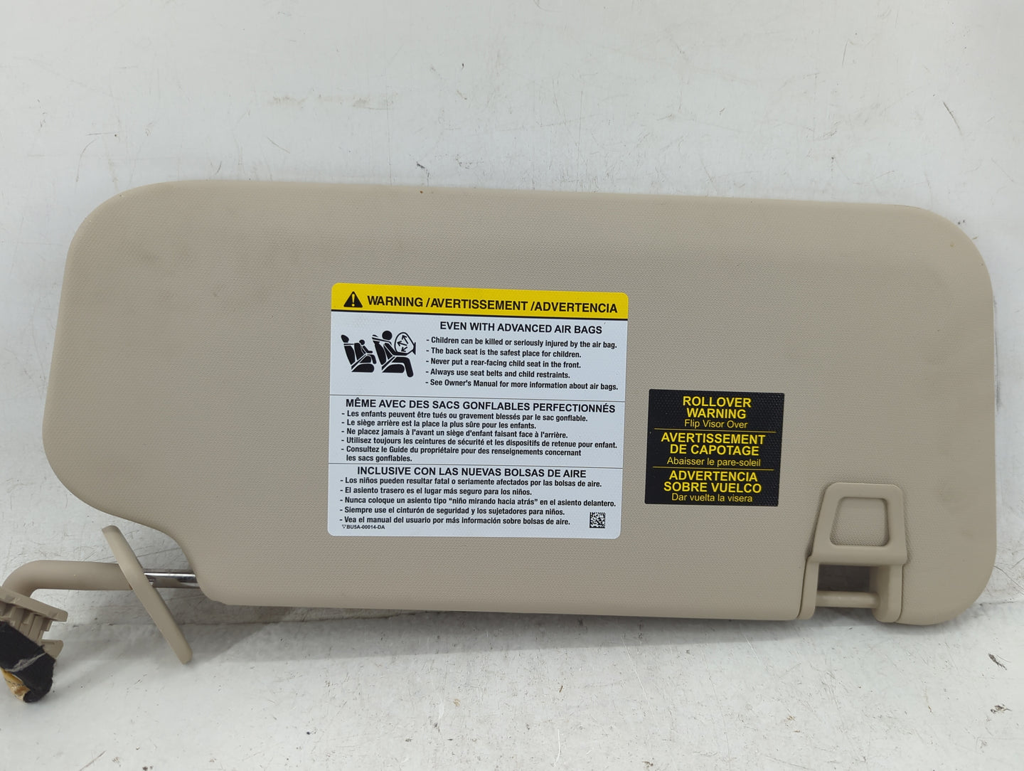 2020 Ford Escape Sun Visor Shade Replacement Driver Left Mirror Fits OEM Used Auto Parts - Oemusedautoparts1.com