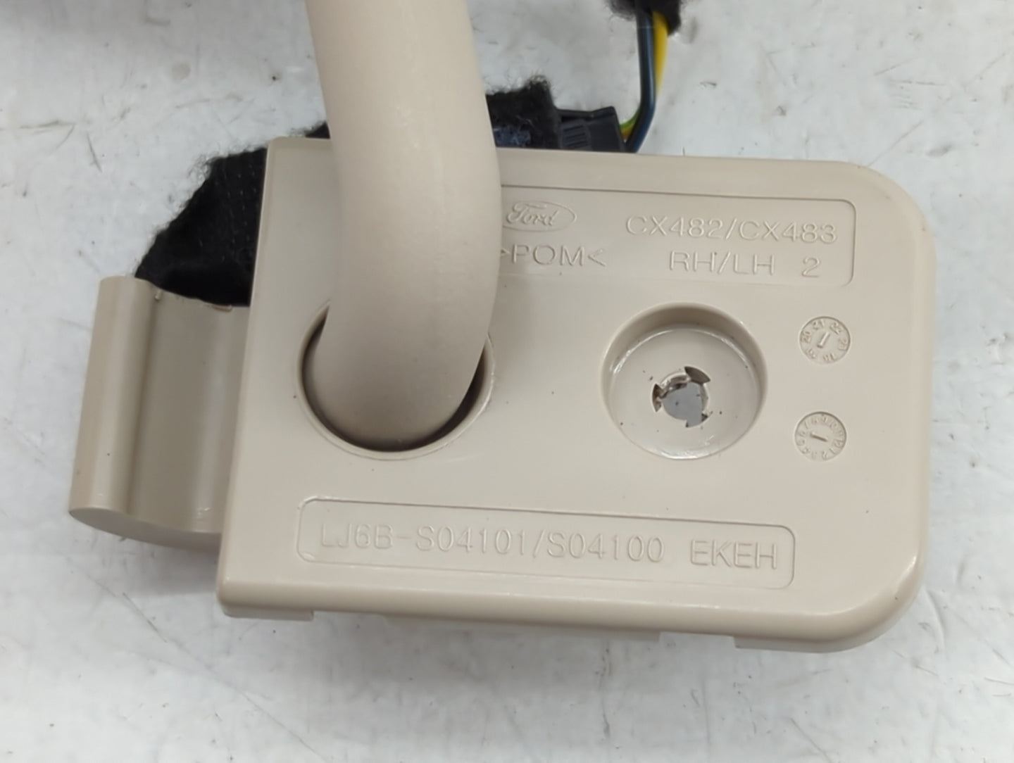 2020 Ford Escape Sun Visor Shade Replacement Driver Left Mirror Fits OEM Used Auto Parts - Oemusedautoparts1.com
