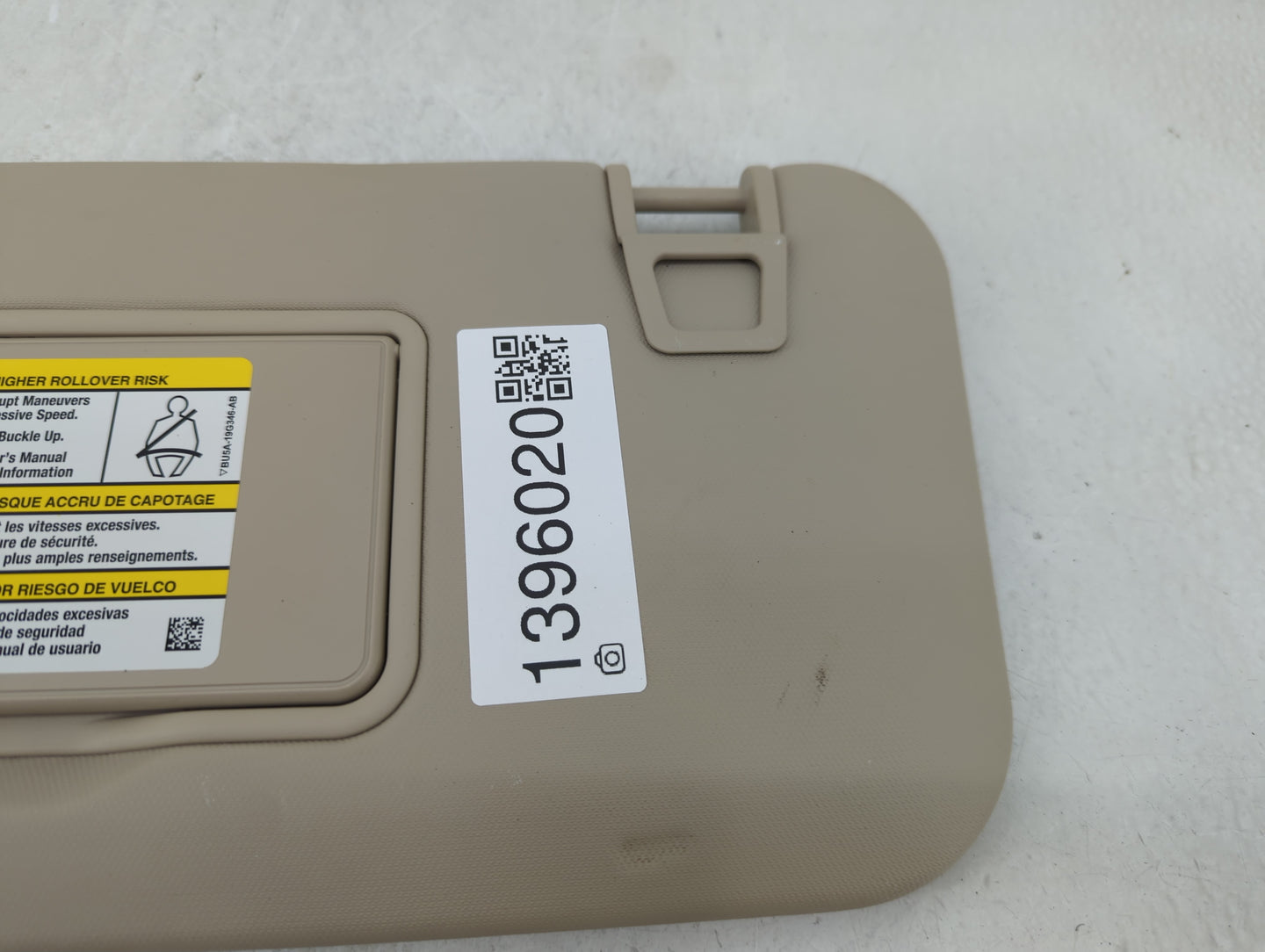 2020 Ford Escape Sun Visor Shade Replacement Driver Left Mirror Fits OEM Used Auto Parts - Oemusedautoparts1.com