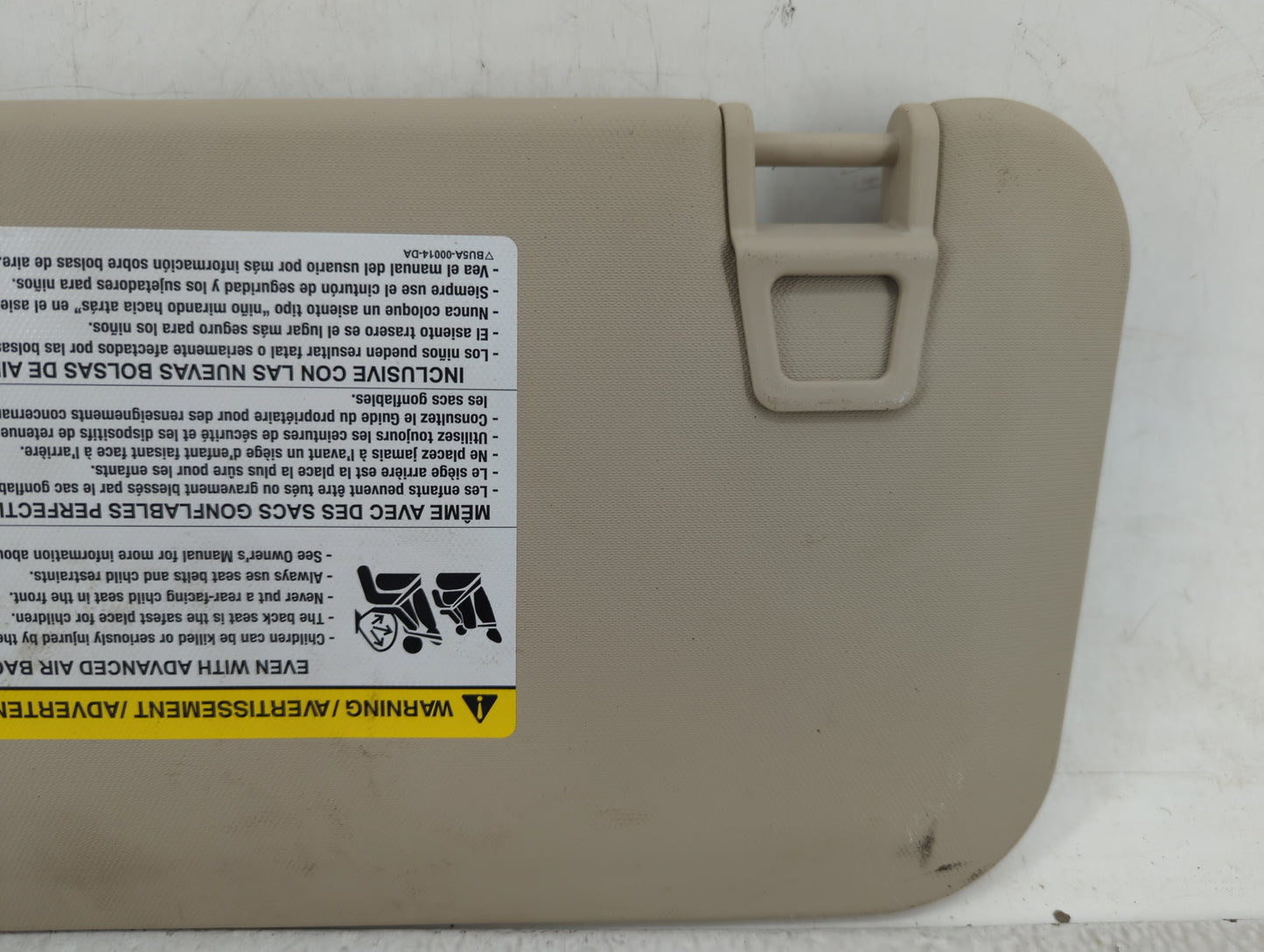 2020 Ford Escape Sun Visor Shade Replacement Driver Left Mirror Fits OEM Used Auto Parts - Oemusedautoparts1.com