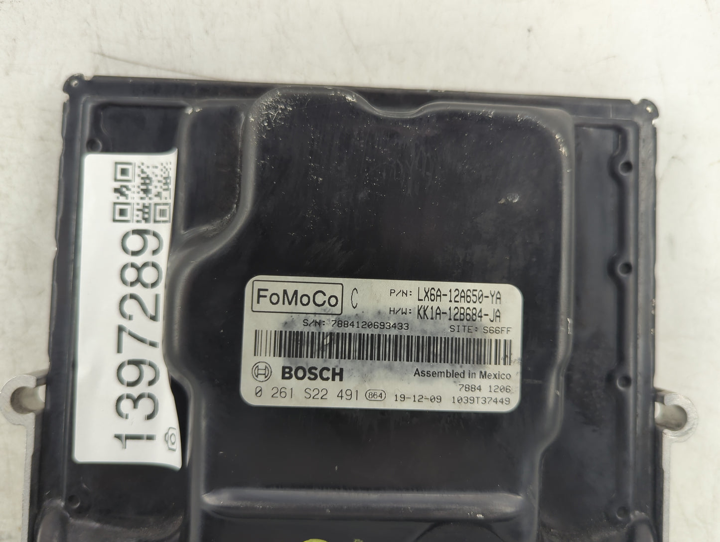 2020-2022 Ford Escape PCM Engine Control Computer ECU ECM PCU OEM P/N:LX6A-12A650-YA 0 261 S22 491 Fits Fits 2020 2021 2022 