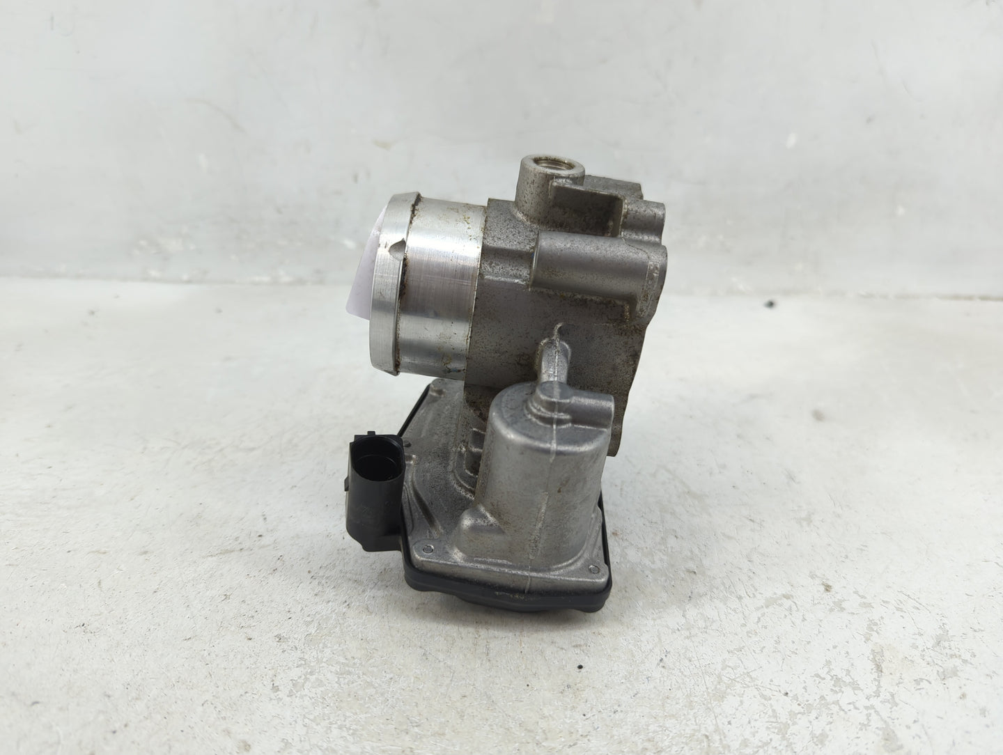 2013-2022 Ford Escape Throttle Body P/N:5.09890.11 Fits Fits 2013 2014 2015 2016 2017 2018 2019 2020 2021 2022 OEM Used Auto
