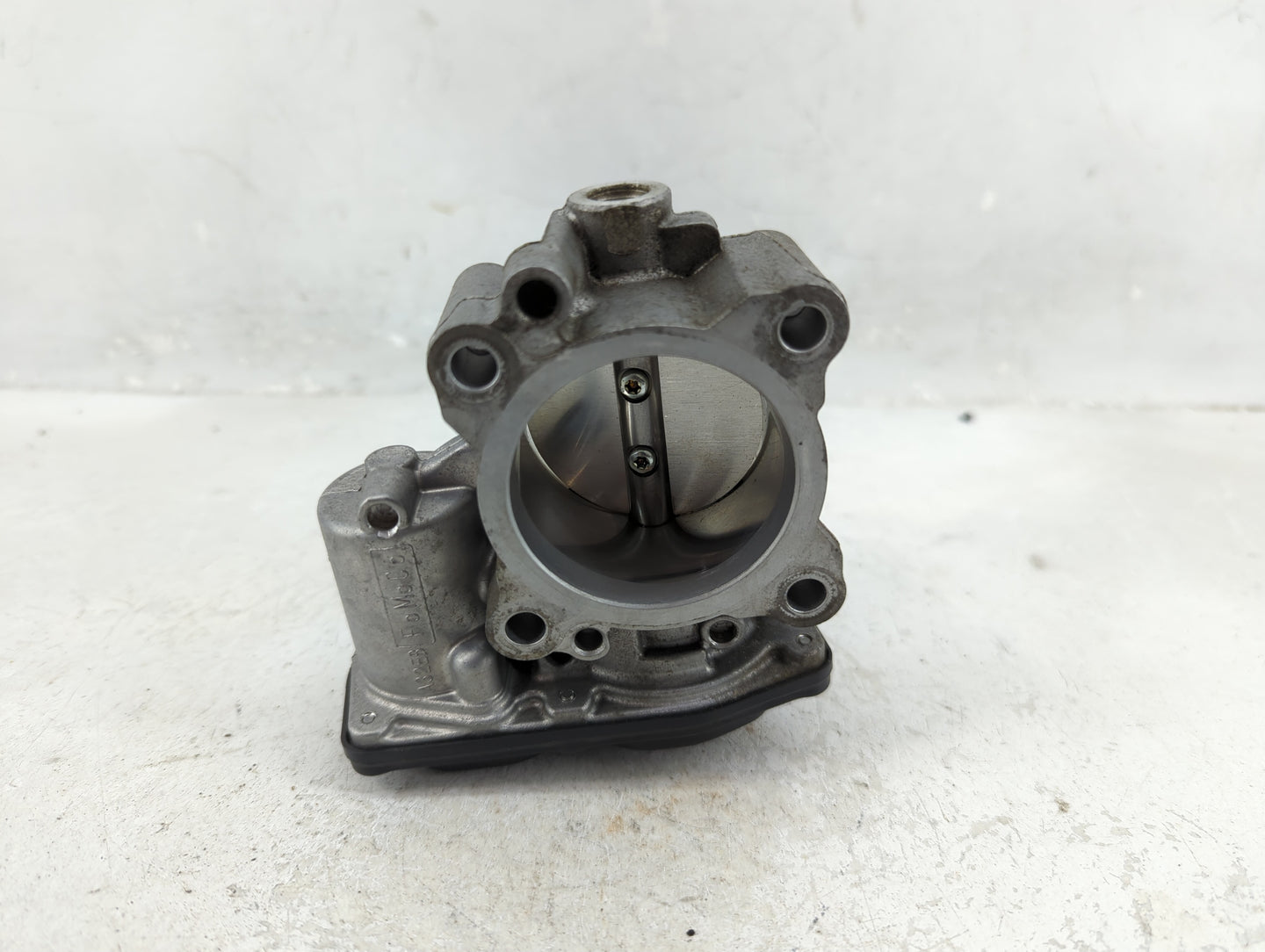 2013-2022 Ford Escape Throttle Body P/N:5.09890.11 Fits Fits 2013 2014 2015 2016 2017 2018 2019 2020 2021 2022 OEM Used Auto