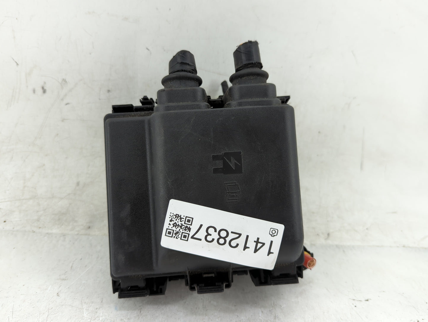 2020 Ford Escape Fusebox Fuse Box Panel Relay Module P/N:JX6T-14A094-AE Fits OEM Used Auto Parts - Oemusedautoparts1.com