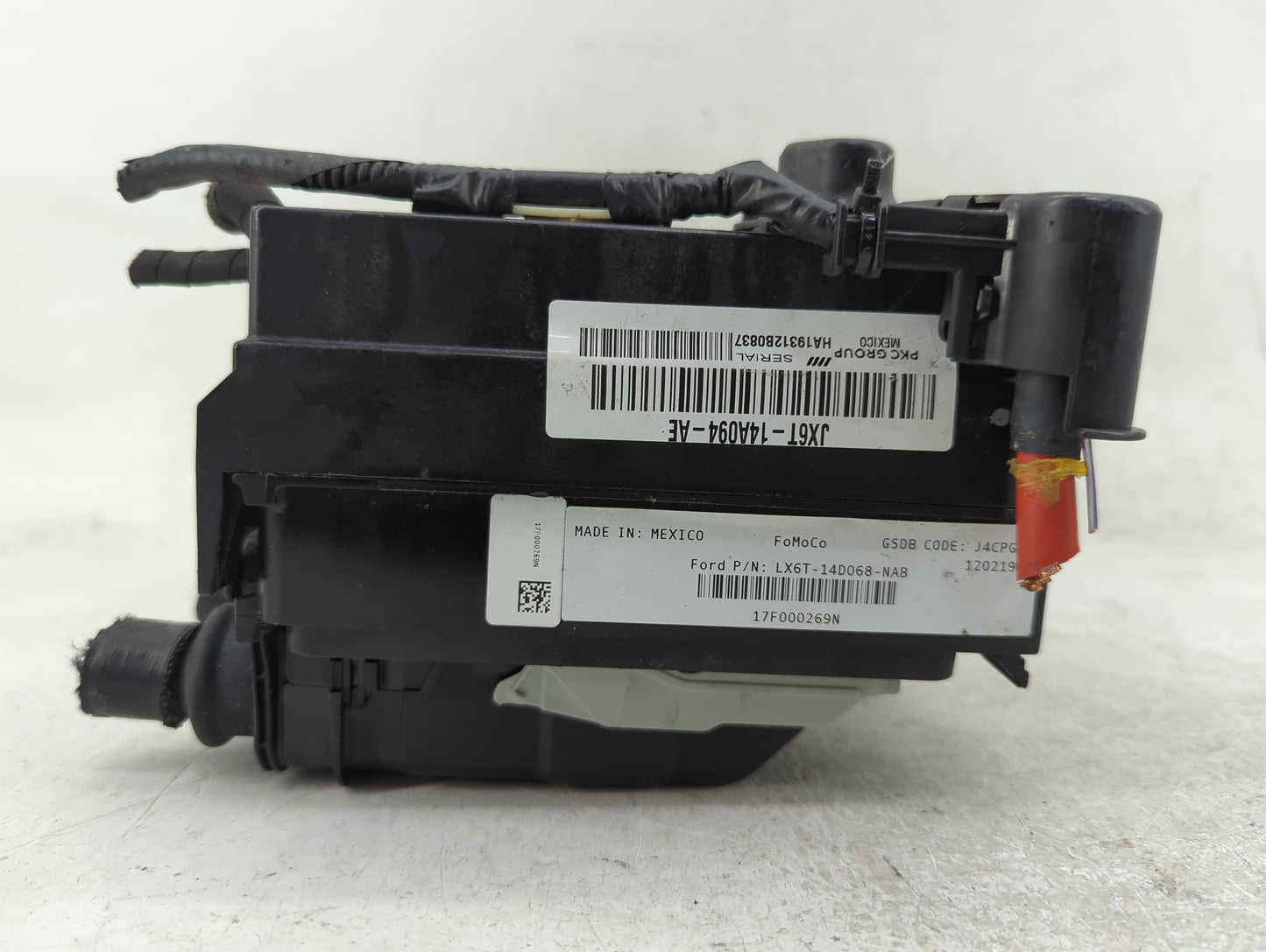 2020 Ford Escape Fusebox Fuse Box Panel Relay Module P/N:JX6T-14A094-AE Fits OEM Used Auto Parts - Oemusedautoparts1.com