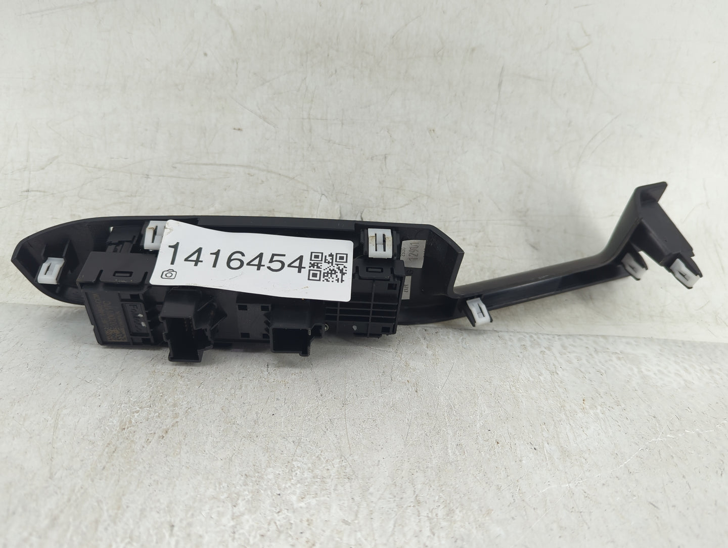 2020-2022 Ford Escape Master Power Window Switch Replacement Driver Side Left Fits Fits 2020 2021 2022 OEM Used Auto Parts -