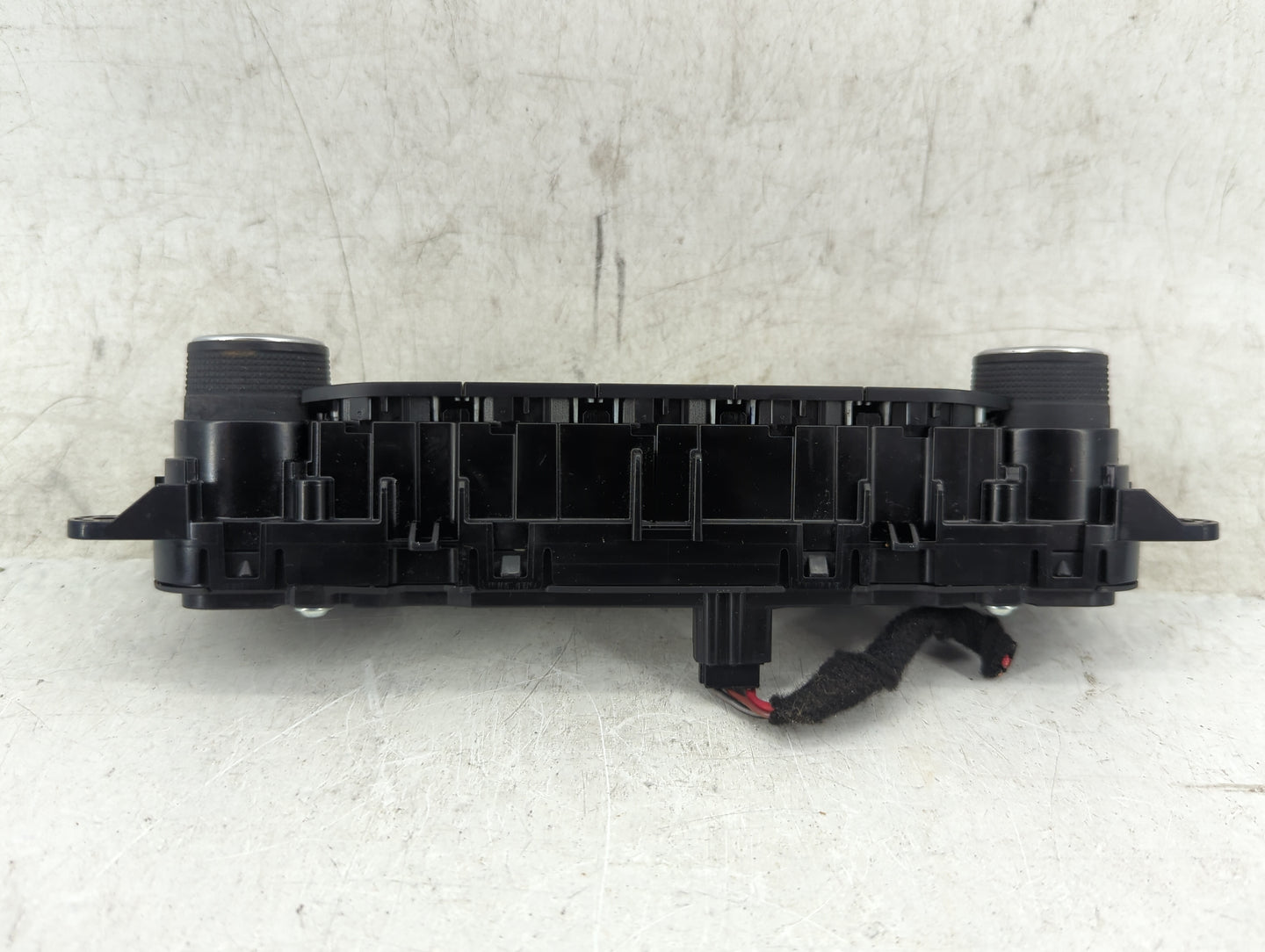 2020-2022 Ford Escape Radio AM FM Cd Player Receiver Replacement P/N:LJ6T-18K811-AB Fits Fits 2020 2021 2022 OEM Used Auto P
