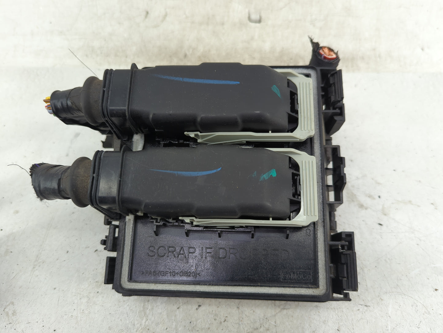 2020 Ford Escape Fusebox Fuse Box Panel Relay Module P/N:JX6T-14A003-AB Fits OEM Used Auto Parts - Oemusedautoparts1.com