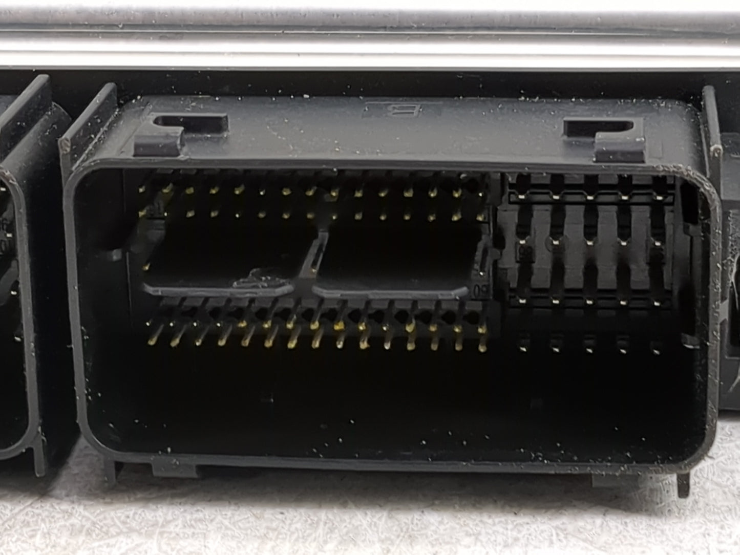 2020-2022 Ford Escape PCM Engine Control Computer ECU ECM PCU OEM P/N:KK1A-12B684-JA Fits Fits 2020 2021 2022 OEM Used Auto 