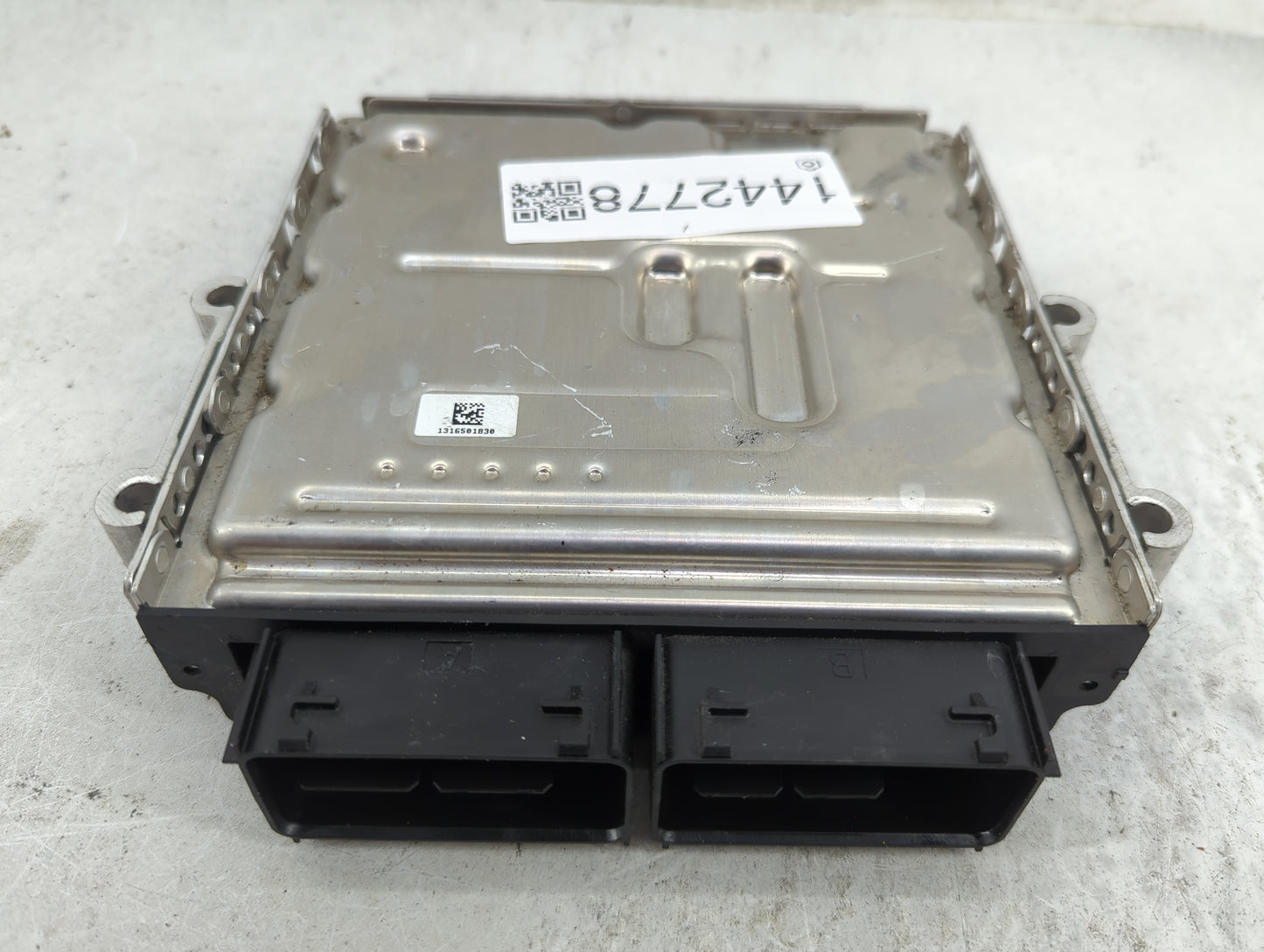 2020-2022 Ford Escape PCM Engine Control Computer ECU ECM PCU OEM P/N:LX6A-12A650-YA KK1A-12B684-JA Fits Fits 2020 2021 2022