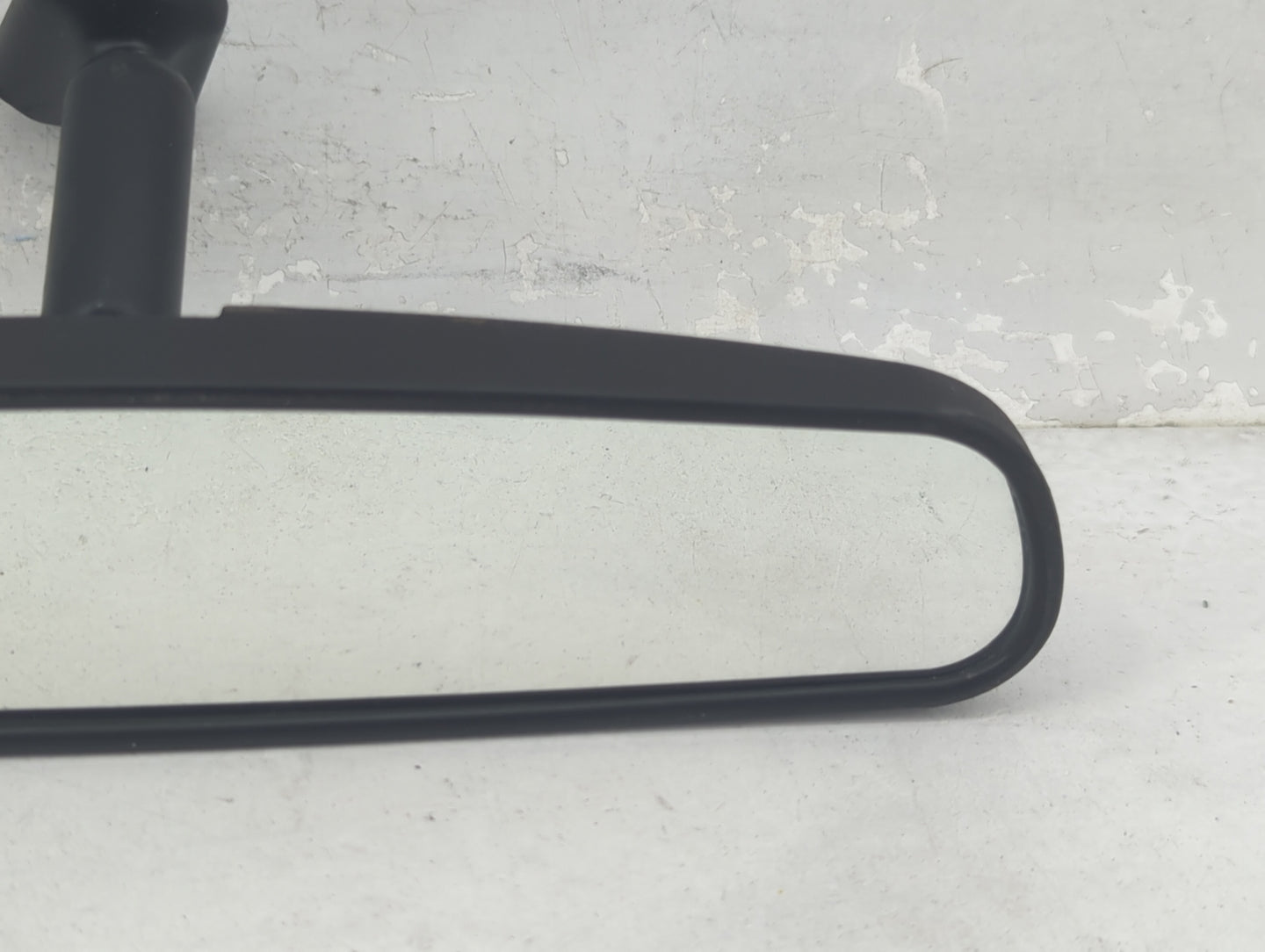 2020-2022 Ford Escape Interior Rear View Mirror Replacement OEM P/N:045317 Fits Fits 2020 2021 2022 OEM Used Auto Parts - Oe