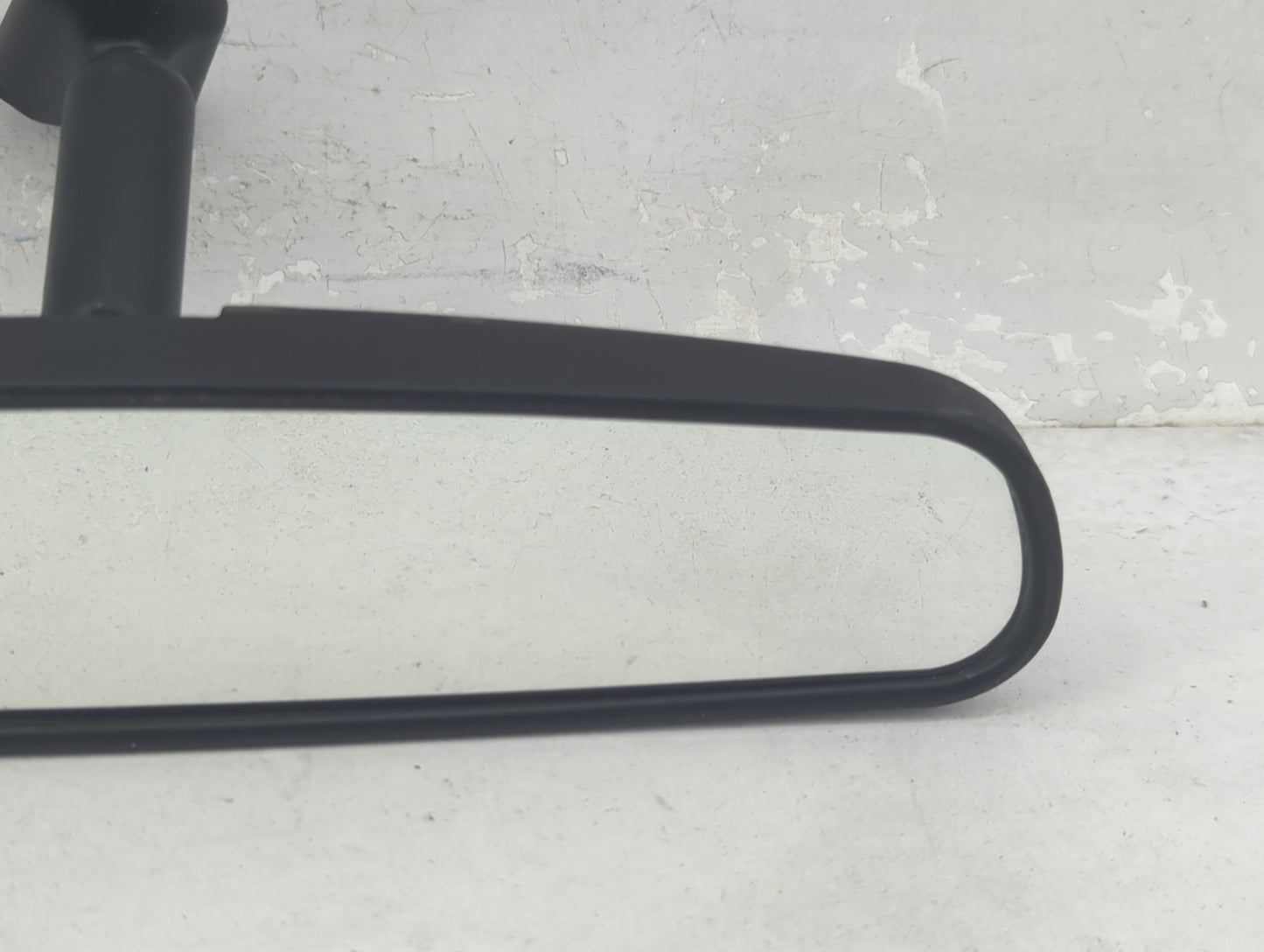 2020-2022 Ford Escape Interior Rear View Mirror Replacement OEM P/N:045317 Fits Fits 2020 2021 2022 OEM Used Auto Parts - Oe