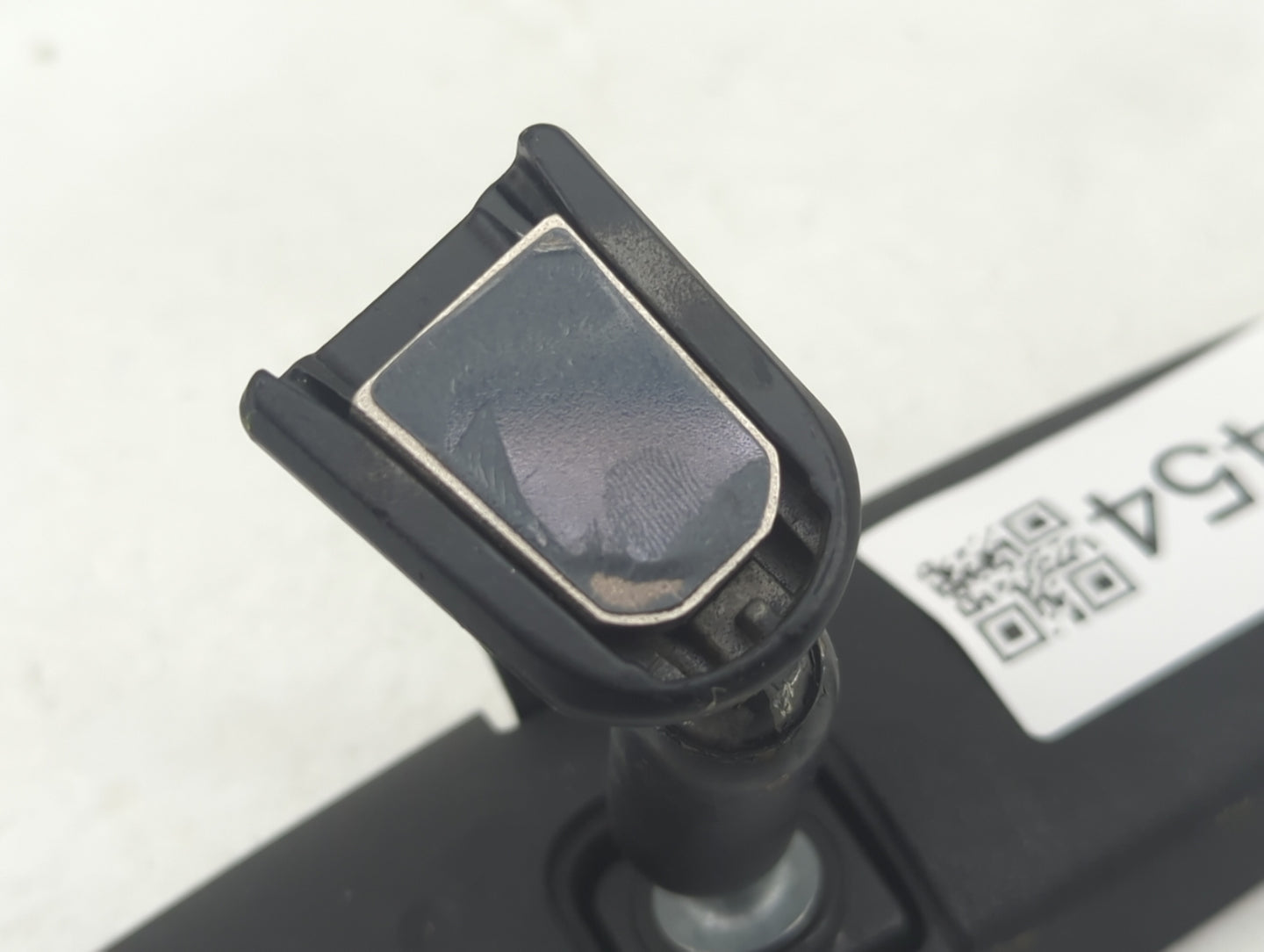2020-2022 Ford Escape Interior Rear View Mirror Replacement OEM P/N:045317 Fits Fits 2020 2021 2022 OEM Used Auto Parts - Oe