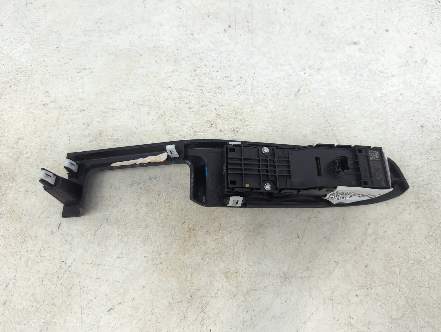 2020-2022 Ford Escape Master Power Window Switch Replacement Driver Side Left P/N:LJ6T-14540-BDW Fits Fits 2020 2021 2022 OE