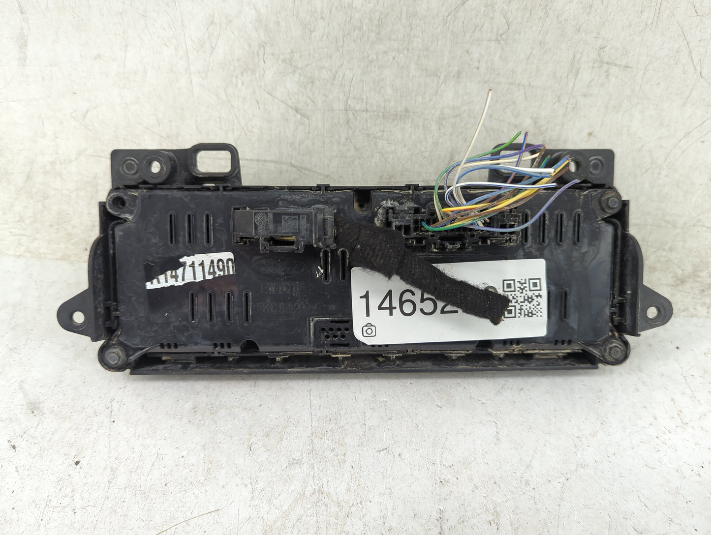 2020 Ford Escape Climate Control Module Temperature AC/Heater Replacement P/N:KJ4T-19980-CD KJ4T19980CD Fits OEM Used Auto P