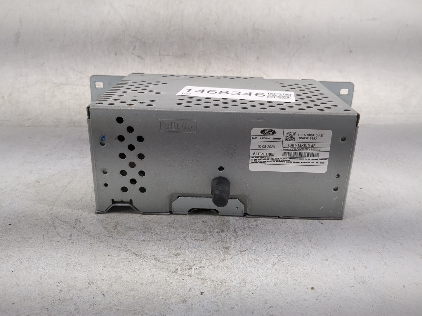 2020 Ford Escape Radio AM FM Cd Player Receiver Replacement P/N:LJ6T-18K810-AE CXAE019883, 6LE7LD8E Fits OEM Used Auto Parts