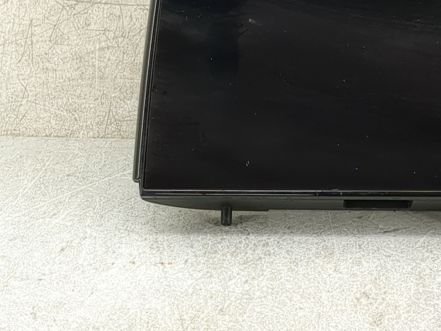 2020-2020 Ford Escape Information Display Screen 1469255 - Oemusedautoparts1.com