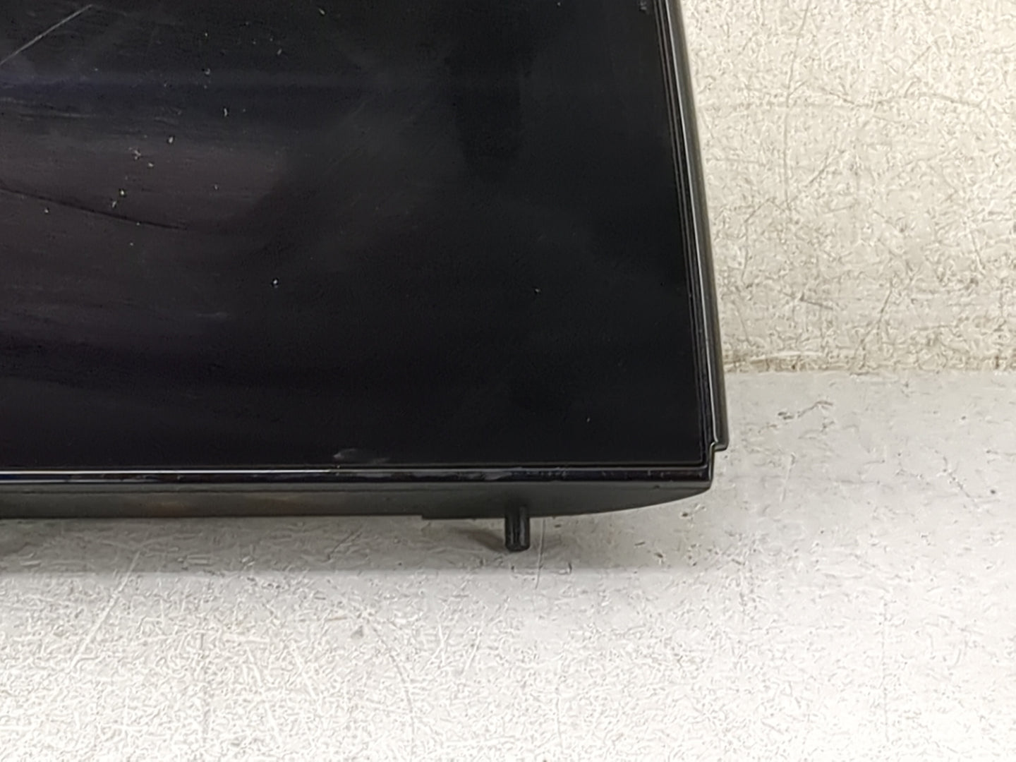 2020-2020 Ford Escape Information Display Screen 1469255 - Oemusedautoparts1.com