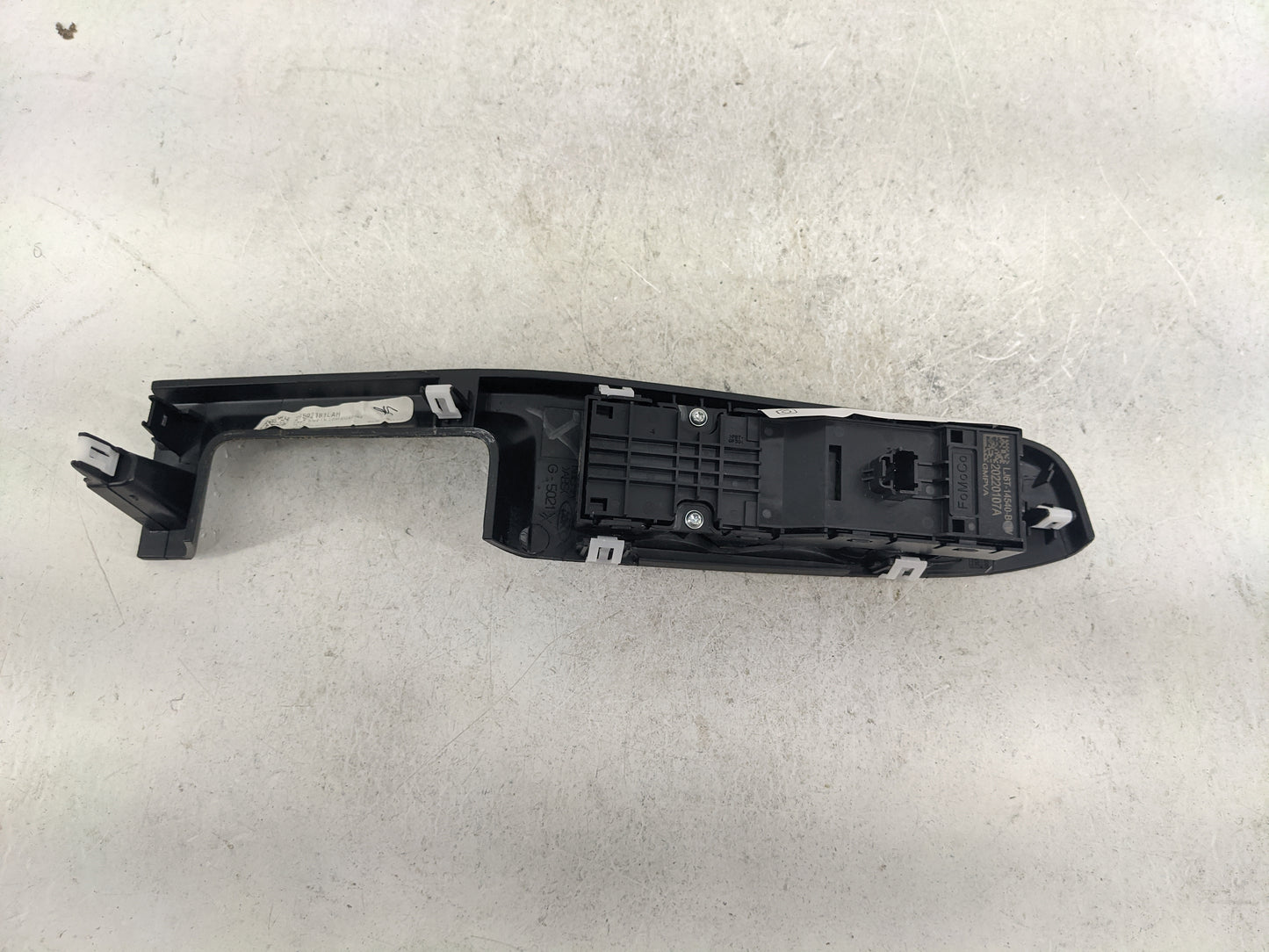 2020-2022 Ford Escape Master Power Window Switch Replacement Driver Side Left P/N:LJ6T-14540-BCW Fits Fits 2020 2021 2022 OE