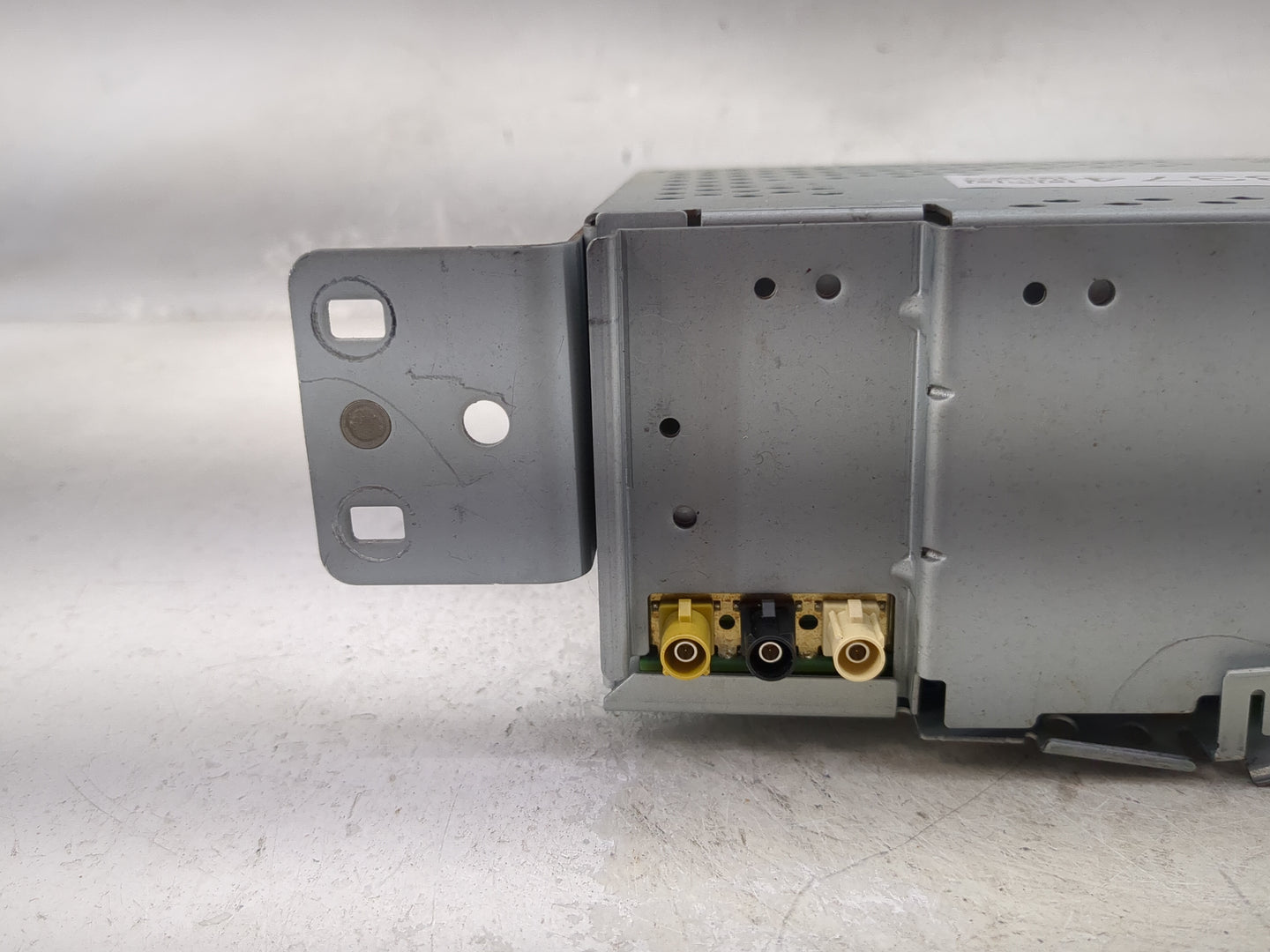 2020 Ford Escape Radio AM FM Cd Player Receiver Replacement P/N:LJ6T-18K810-AD MVMUDD86, CXAD131372 Fits OEM Used Auto Parts