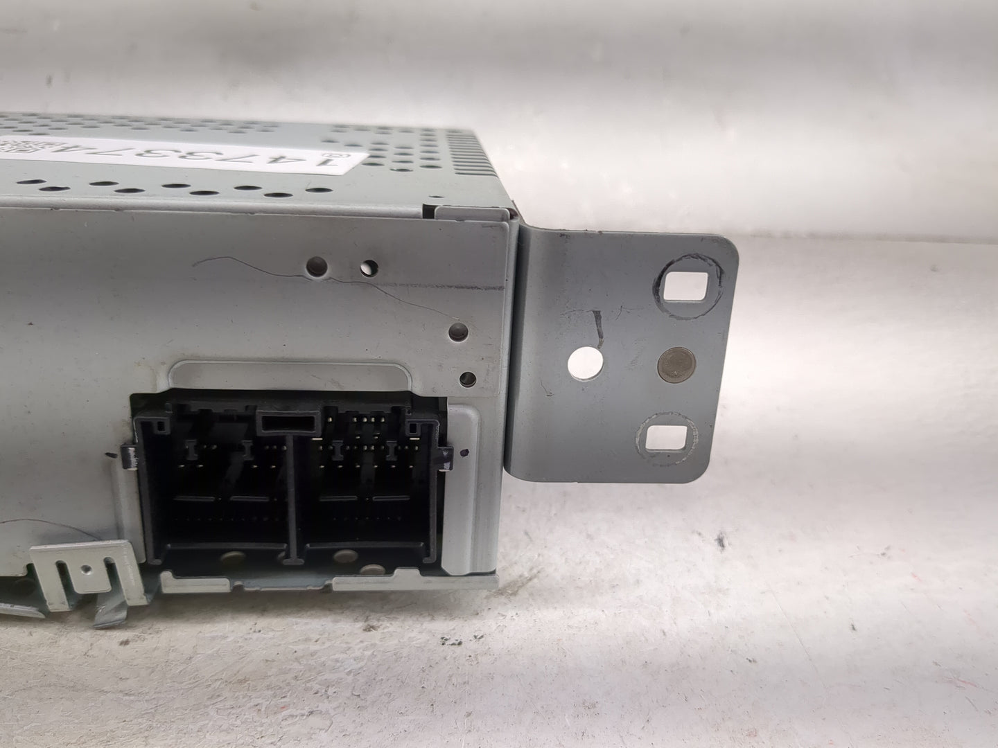2020 Ford Escape Radio AM FM Cd Player Receiver Replacement P/N:LJ6T-18K810-AD MVMUDD86, CXAD131372 Fits OEM Used Auto Parts