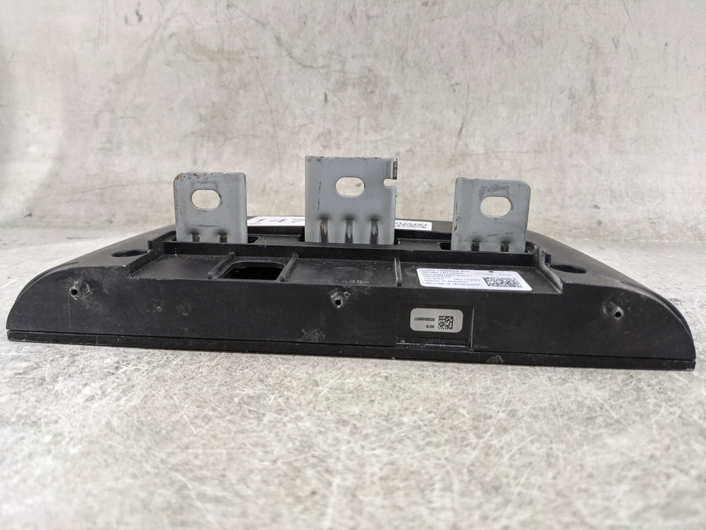 2020-2020 Ford Escape Information Display Screen 1474884 - Oemusedautoparts1.com
