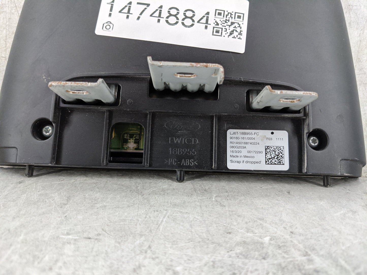 2020-2020 Ford Escape Information Display Screen 1474884 - Oemusedautoparts1.com