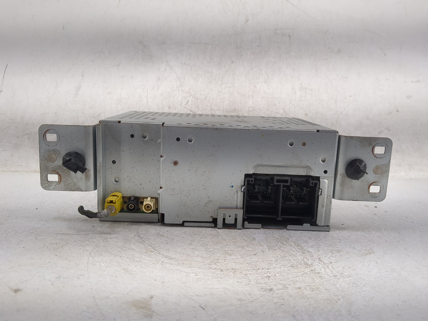 2020 Ford Escape Radio AM FM Cd Player Receiver Replacement P/N:LJ6T-18K810-AD J7EGDDMD, CXAD052494 Fits OEM Used Auto Parts