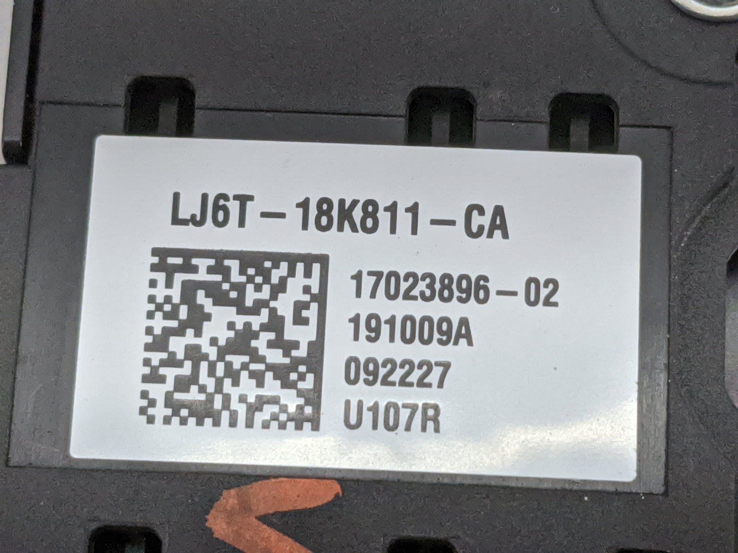 2020-2020 Ford Escape Radio Control Panel Black - Oemusedautoparts1.com