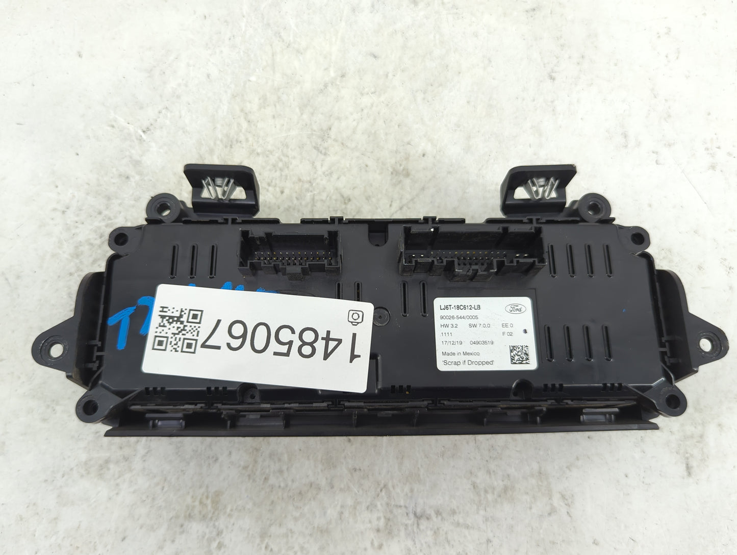 2020-2022 Ford Escape Climate Control Module Temperature AC/Heater Replacement P/N:LJ6T-18C612-LB 90026-544/0005 Fits OEM Us