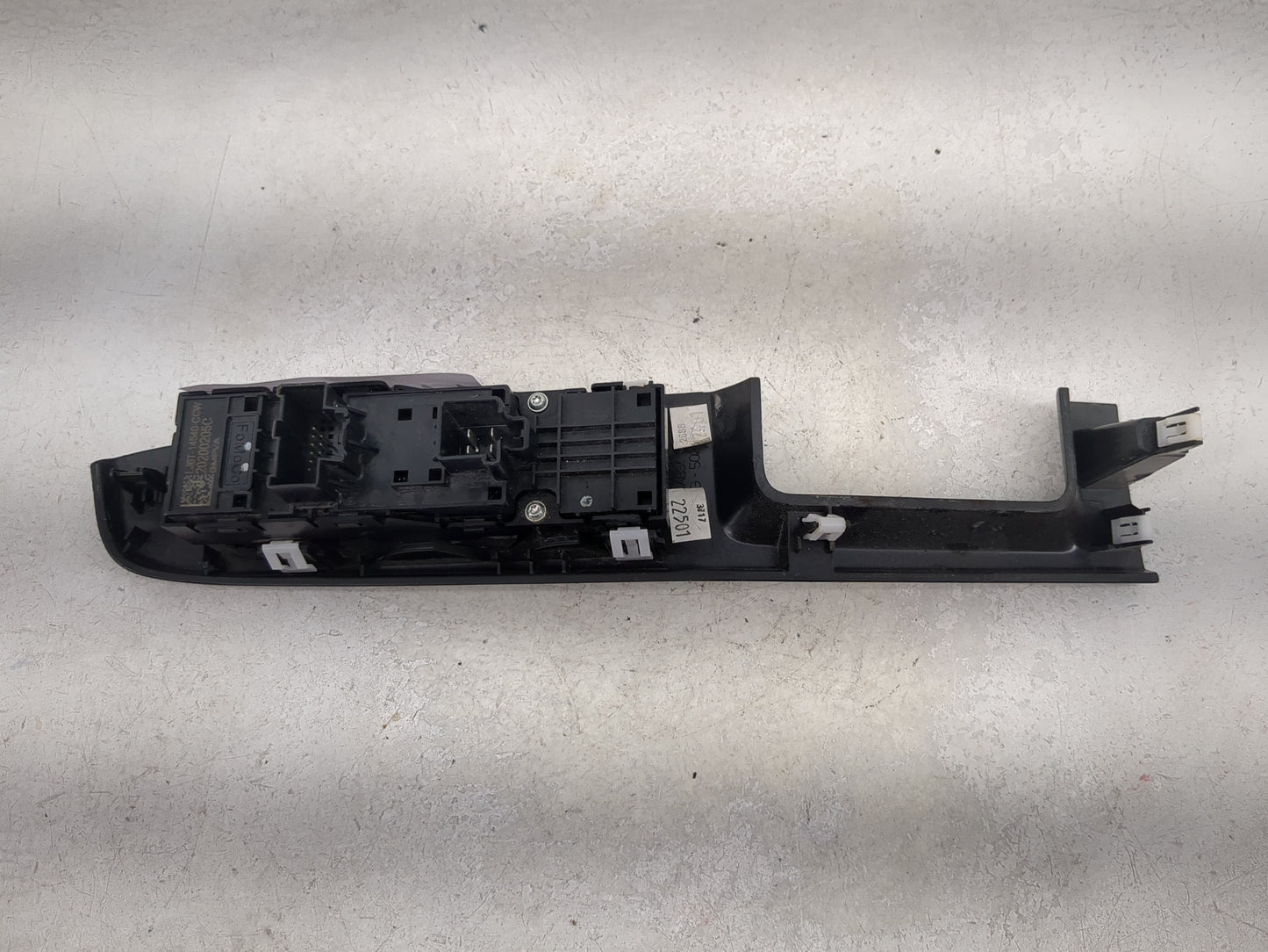 2020-2022 Ford Escape Master Power Window Switch Replacement Driver Side Left P/N:GJ5T-14540-AAW Fits Fits 2020 2021 2022 OE