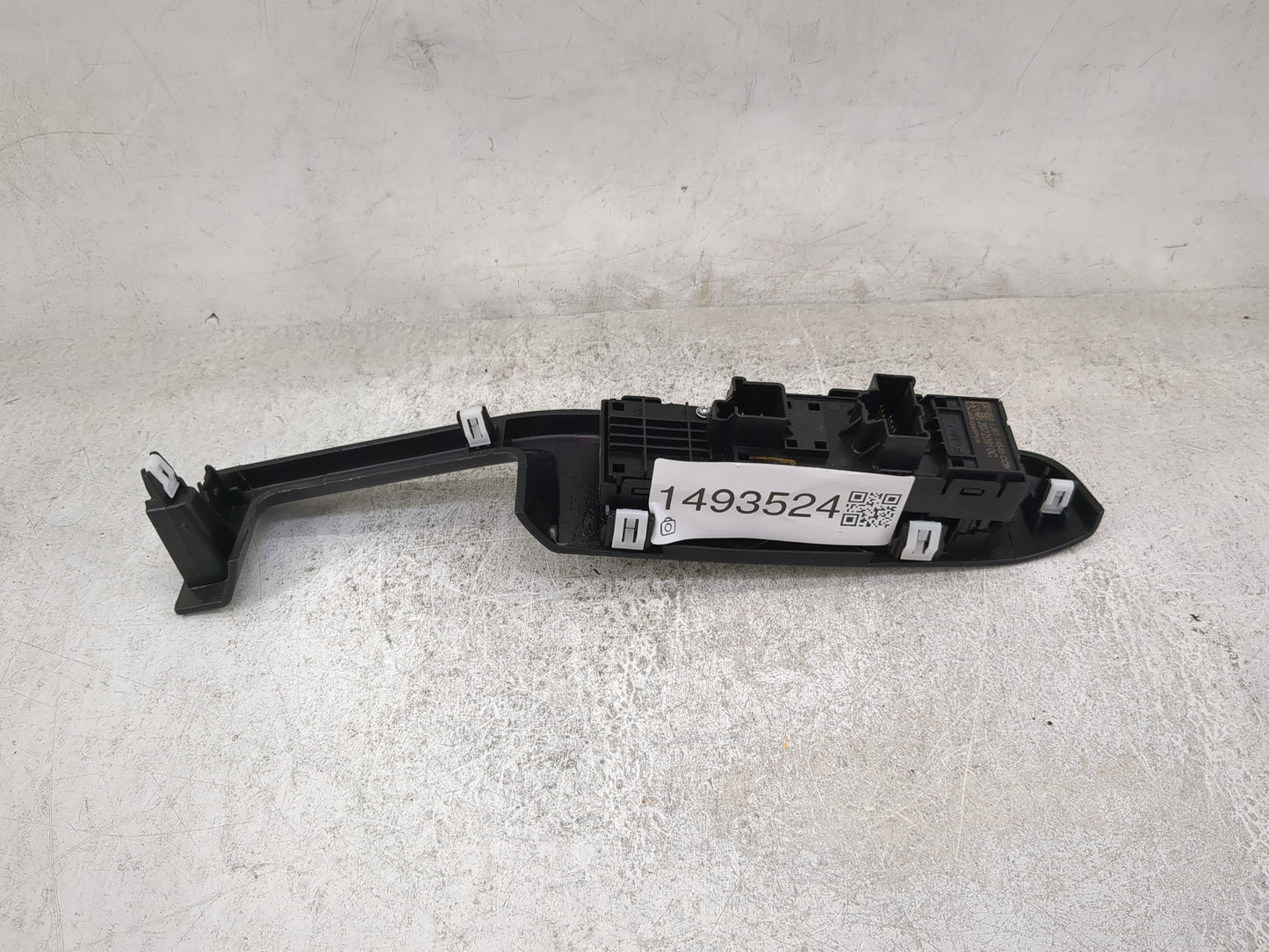 2020-2022 Ford Escape Master Power Window Switch Replacement Driver Side Left P/N:LJ6T-14540-CCW Fits Fits 2020 2021 2022 OE