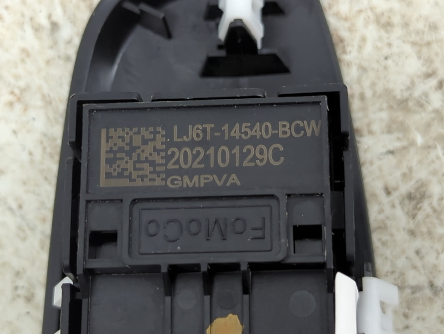 2020-2022 Ford Escape Master Power Window Switch Replacement Driver Side Left P/N:LJ6T-14540-BCW Fits Fits 2020 2021 2022 OE