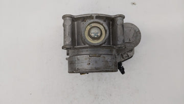 2013-2019 Ford Escape Throttle Body P/N:DS7E-9F991-AK DS7E-9F991-AD Fits Fits 2013 2014 2015 2016 2017 2018 2019 2020 OEM Used Auto Parts