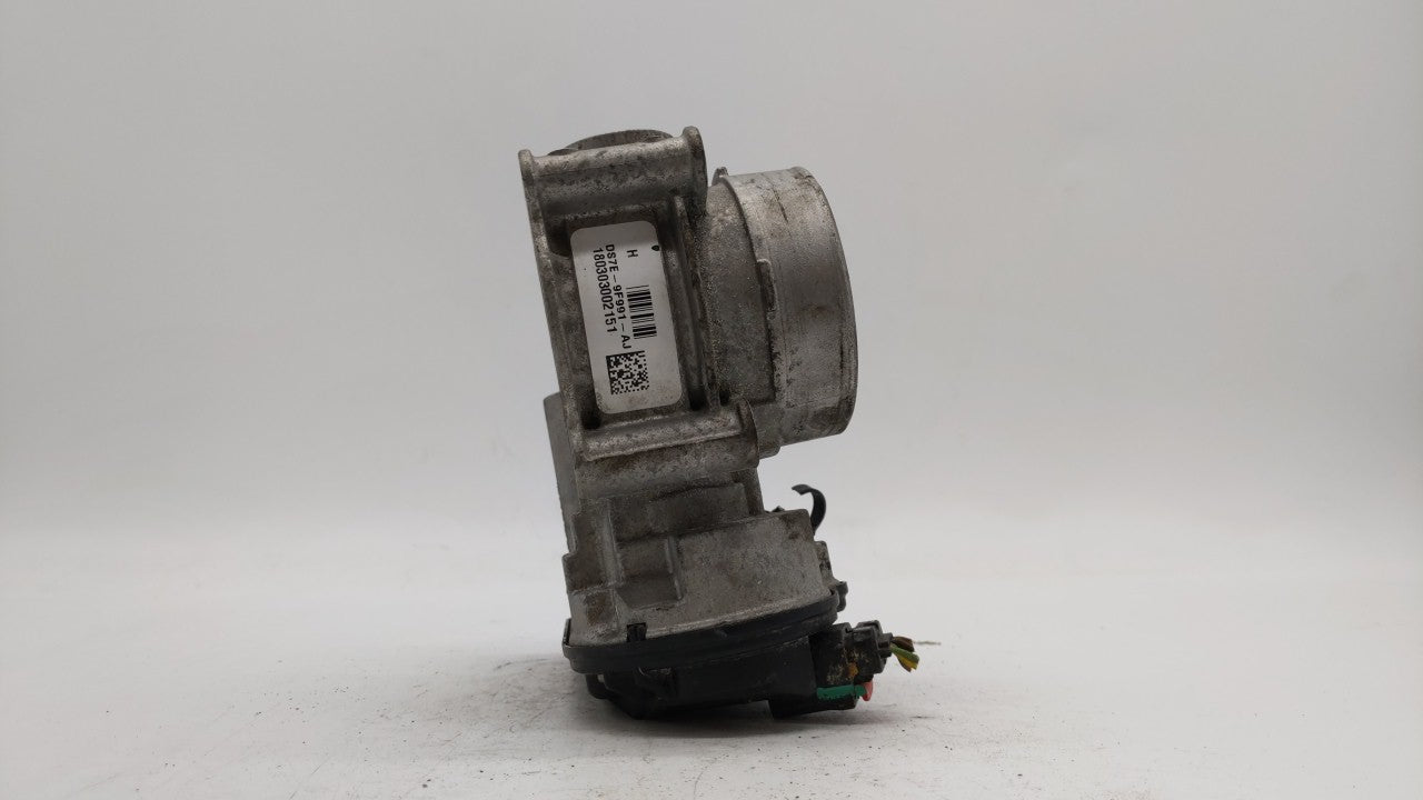 2013-2019 Ford Escape Throttle Body P/N:DS7E-9F991-AK DS7E-9F991-AD Fits Fits 2013 2014 2015 2016 2017 2018 2019 2020 OEM Us