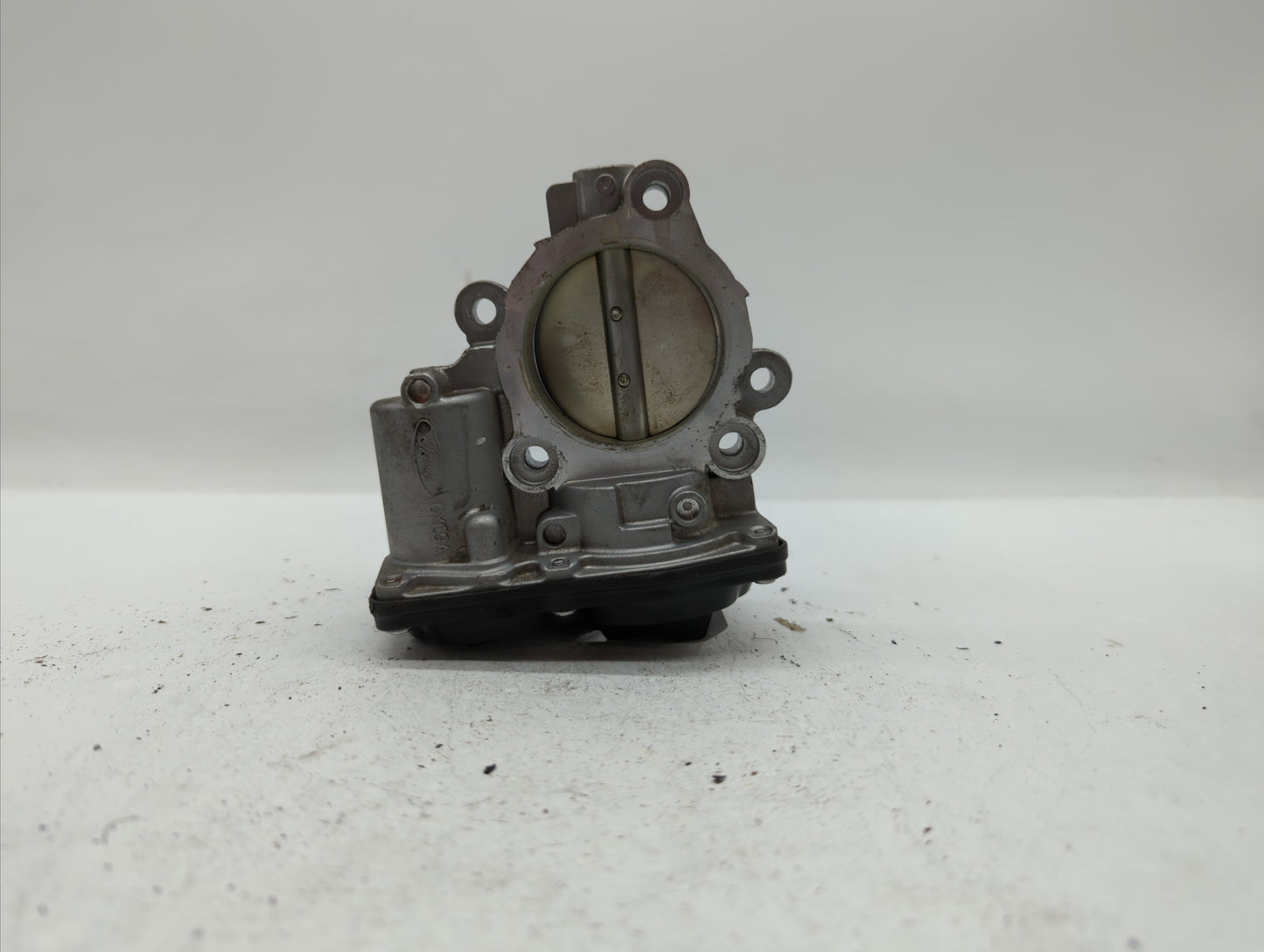 2020 Ford Escape Throttle Body P/N:C198 239 0806 Fits OEM Used Auto Parts - Oemusedautoparts1.com