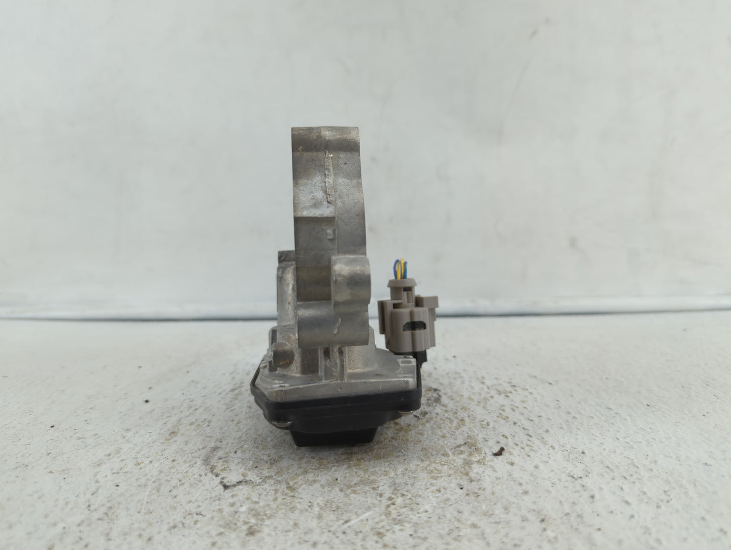 2020 Ford Escape Throttle Body P/N:5.09890.11 Fits Fits 2017 2018 OEM Used Auto Parts - Oemusedautoparts1.com