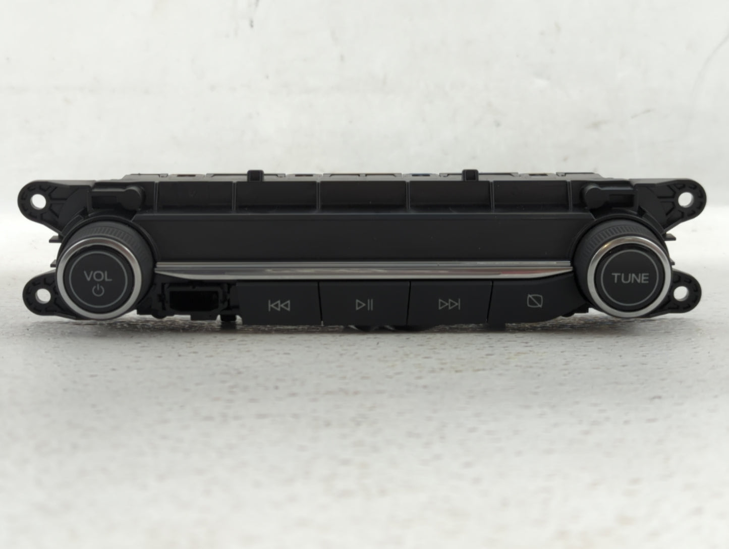 2020-2020 Ford Escape Radio Control Panel - Oemusedautoparts1.com