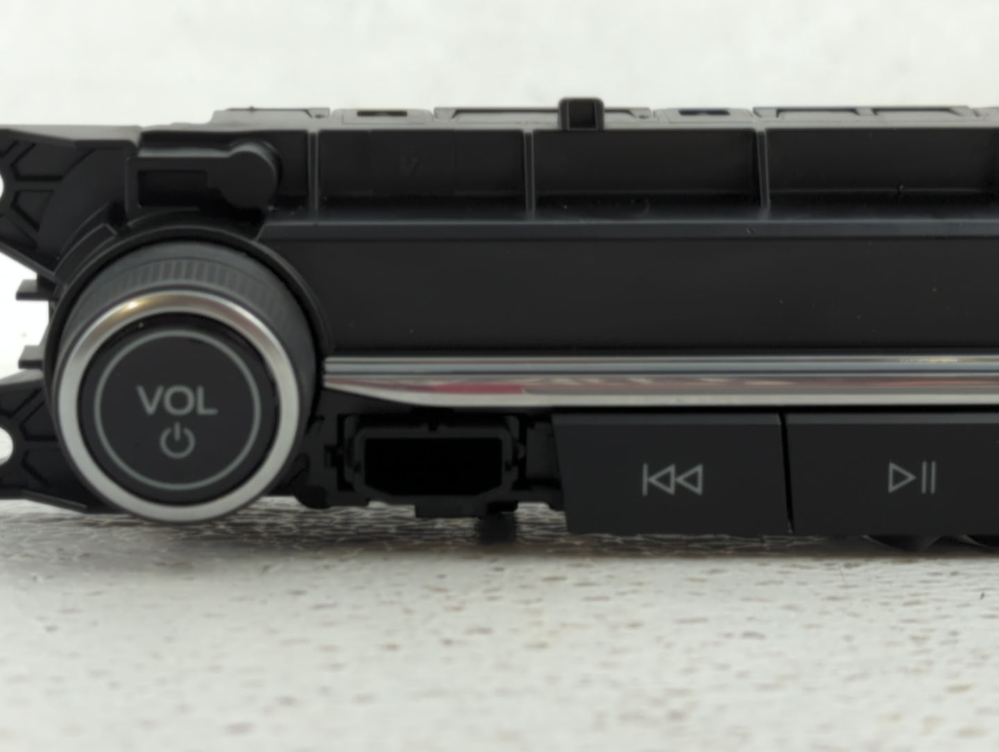 2020-2020 Ford Escape Radio Control Panel - Oemusedautoparts1.com