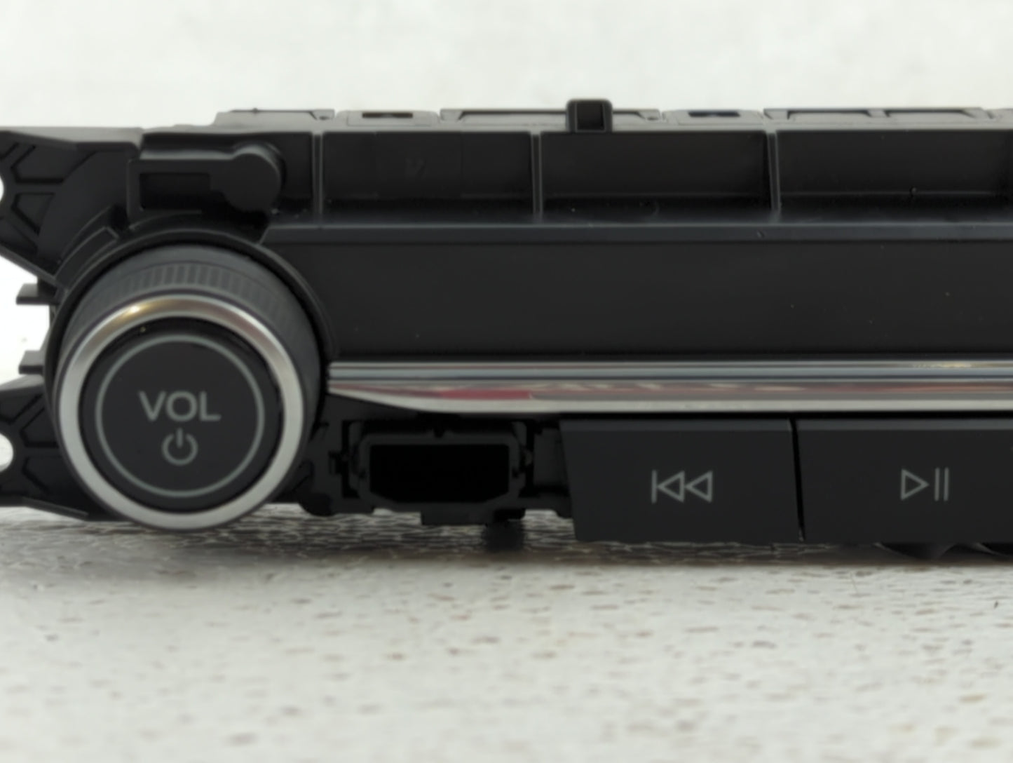 2020-2020 Ford Escape Radio Control Panel - Oemusedautoparts1.com