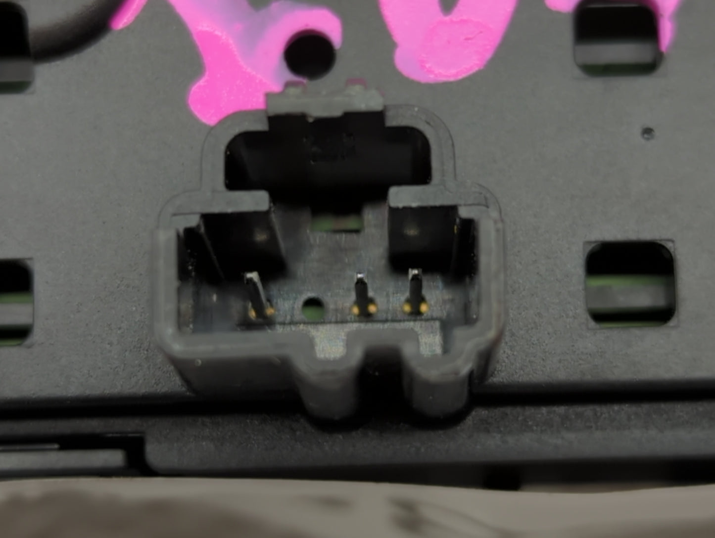 2020-2020 Ford Escape Radio Control Panel - Oemusedautoparts1.com