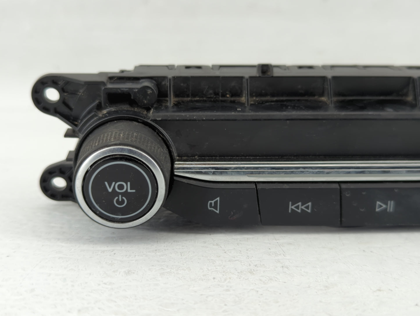 2020-2022 Ford Escape Climate Control Module Temperature AC/Heater Replacement P/N:LG6T-18K811-CA Fits Fits 2020 2021 2022 O