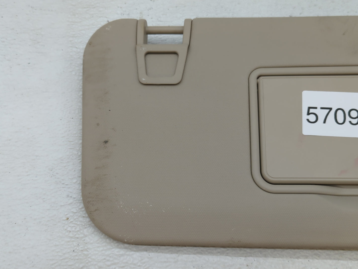 2020 Ford Escape Sun Visor Shade Replacement Passenger Right Mirror Fits OEM Used Auto Parts - Oemusedautoparts1.com
