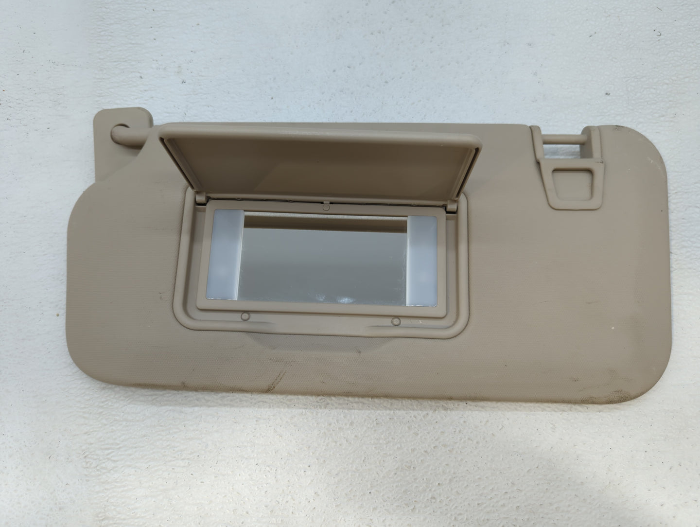 2020 Ford Escape Sun Visor Shade Replacement Driver Left Mirror Fits OEM Used Auto Parts - Oemusedautoparts1.com