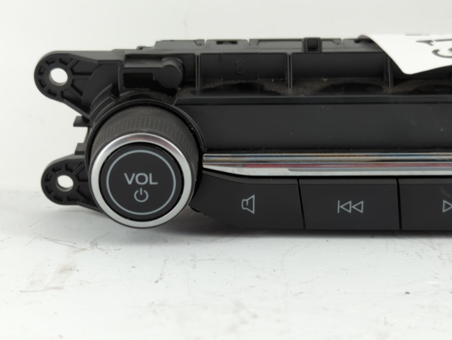 2020-2022 Ford Escape Am Fm Cd Player Radio Receiver - Oemusedautoparts1.com
