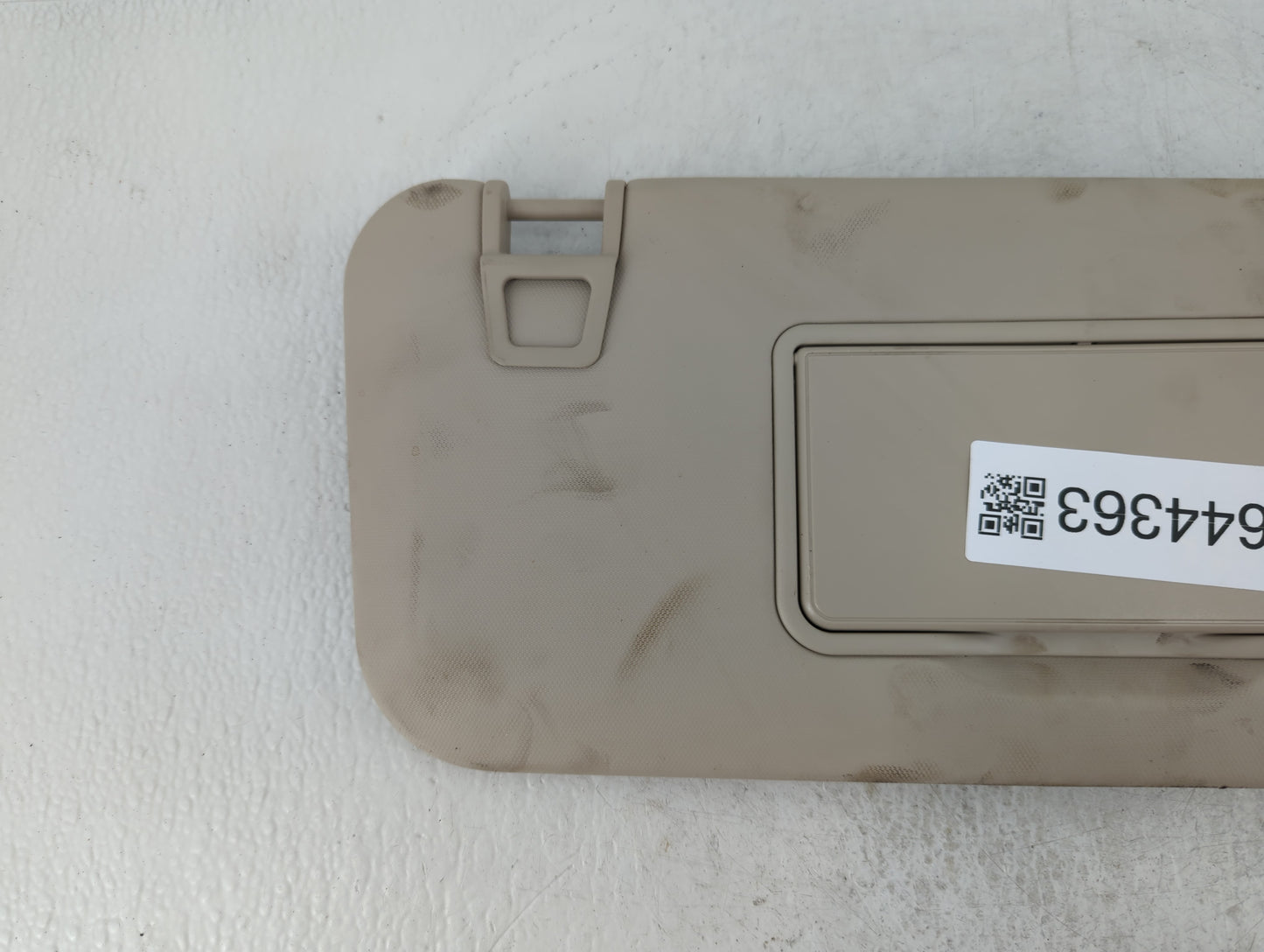 2020 Ford Escape Sun Visor Shade Replacement Passenger Right Mirror Fits OEM Used Auto Parts - Oemusedautoparts1.com