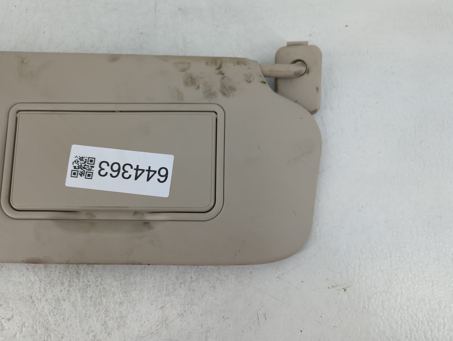 2020 Ford Escape Sun Visor Shade Replacement Passenger Right Mirror Fits OEM Used Auto Parts - Oemusedautoparts1.com