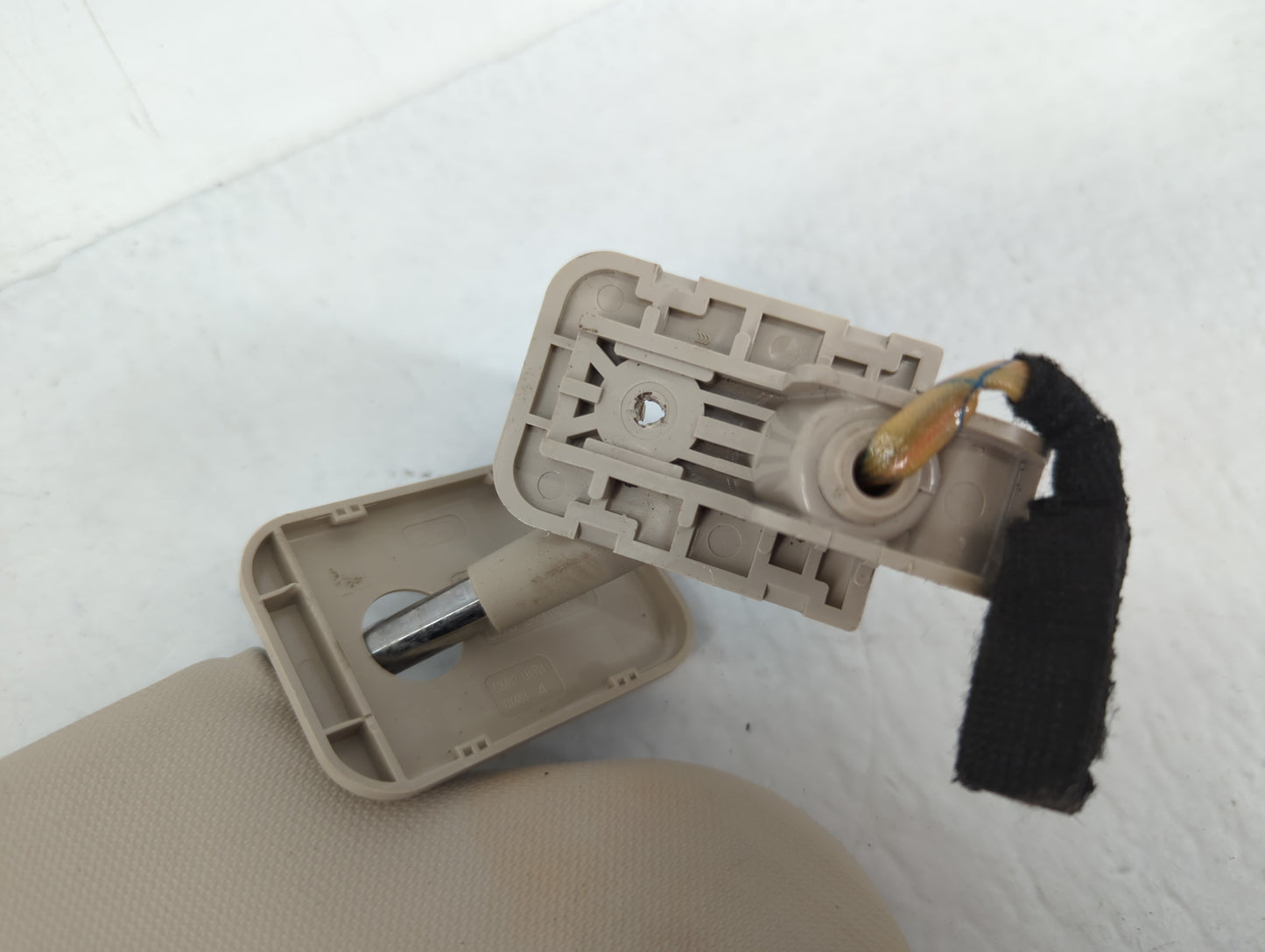 2020 Ford Escape Sun Visor Shade Replacement Passenger Right Mirror Fits OEM Used Auto Parts - Oemusedautoparts1.com
