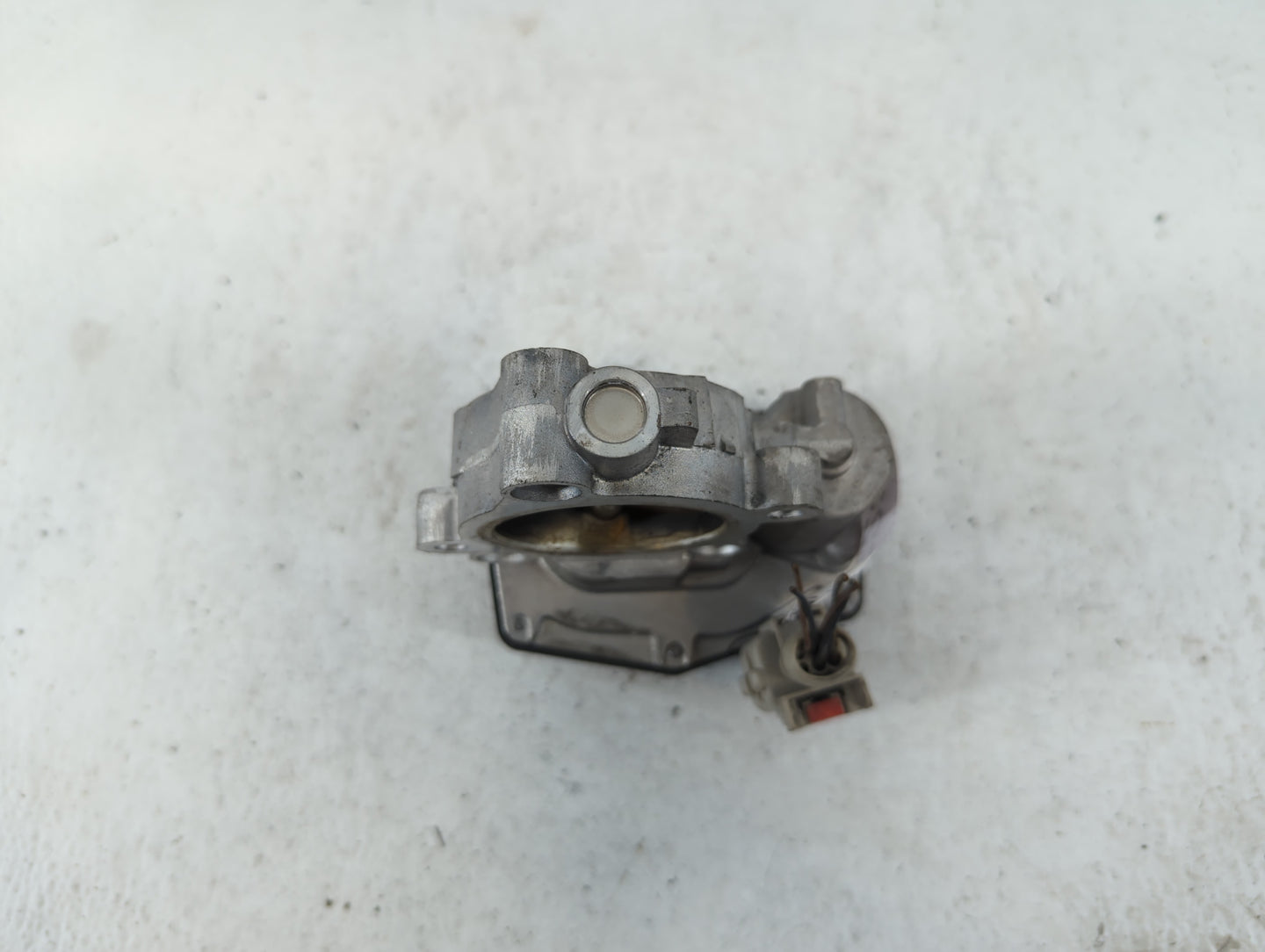2020 Ford Escape Throttle Body P/N:5 09890 11 GYC9A Fits Fits 2021 2022 OEM Used Auto Parts - Oemusedautoparts1.com