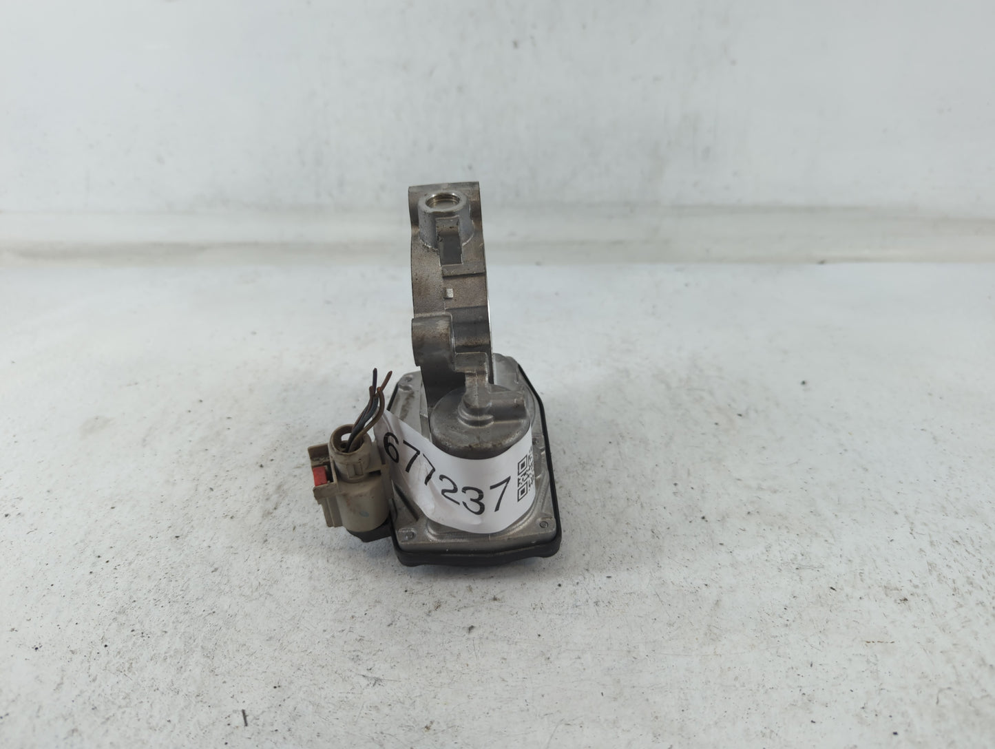 2020 Ford Escape Throttle Body P/N:5 09890 11 GYC9A Fits Fits 2021 2022 OEM Used Auto Parts - Oemusedautoparts1.com